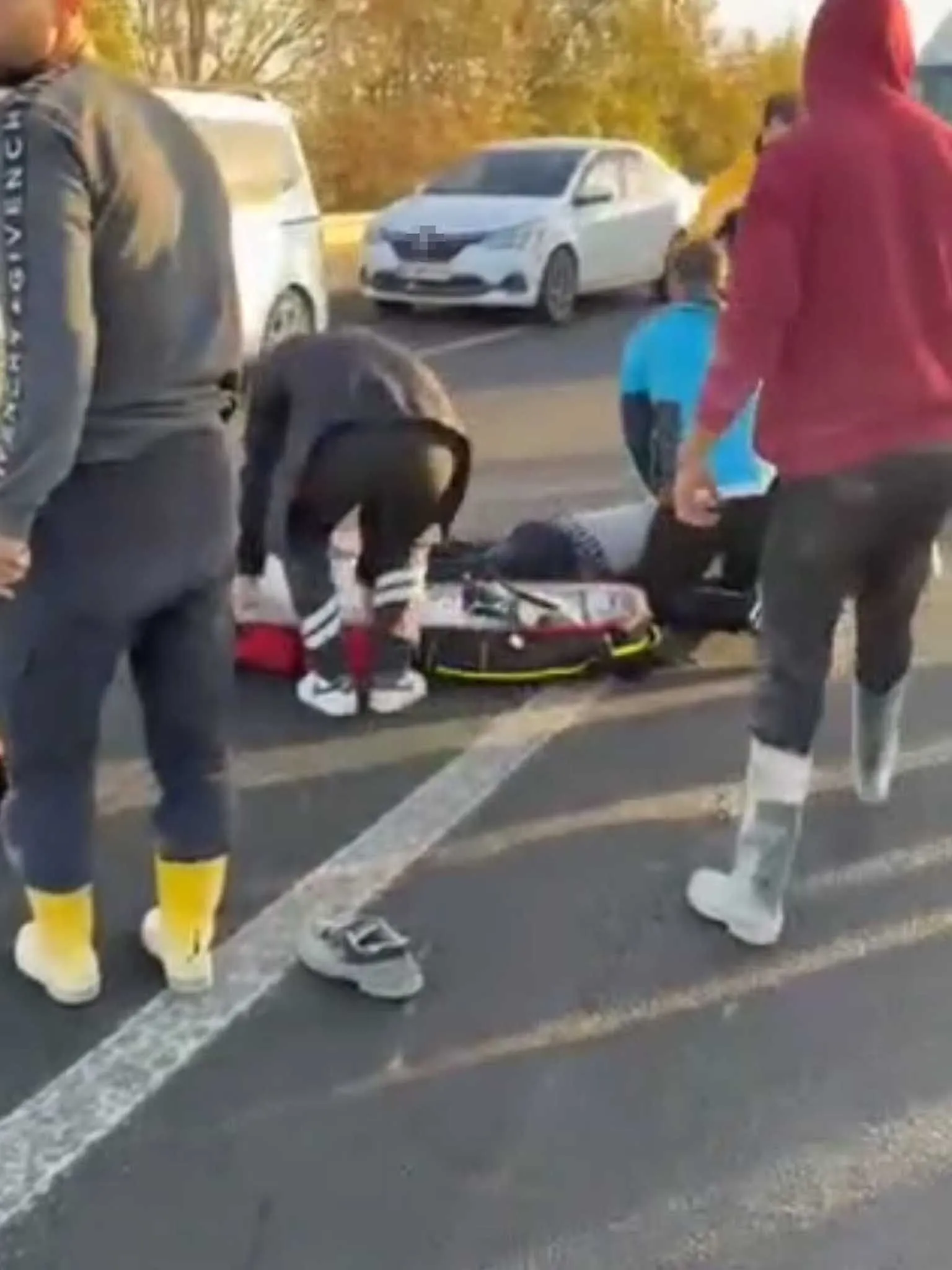 Sanliurfada Hafif Ticari Arac Devrildi 1 Olu 3 Yarali 2