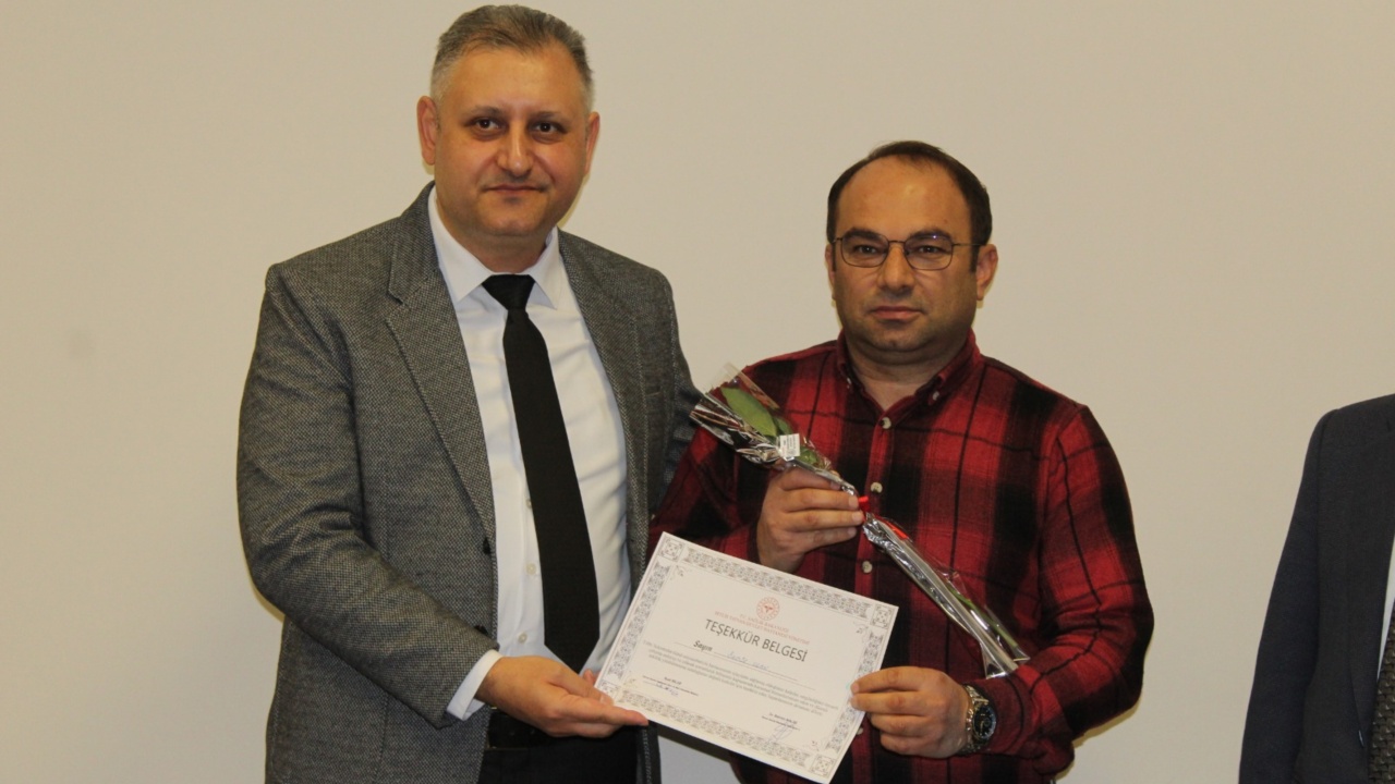 76Aeebbb C32A 4D9A 8B81 867Db8Ef0Ead