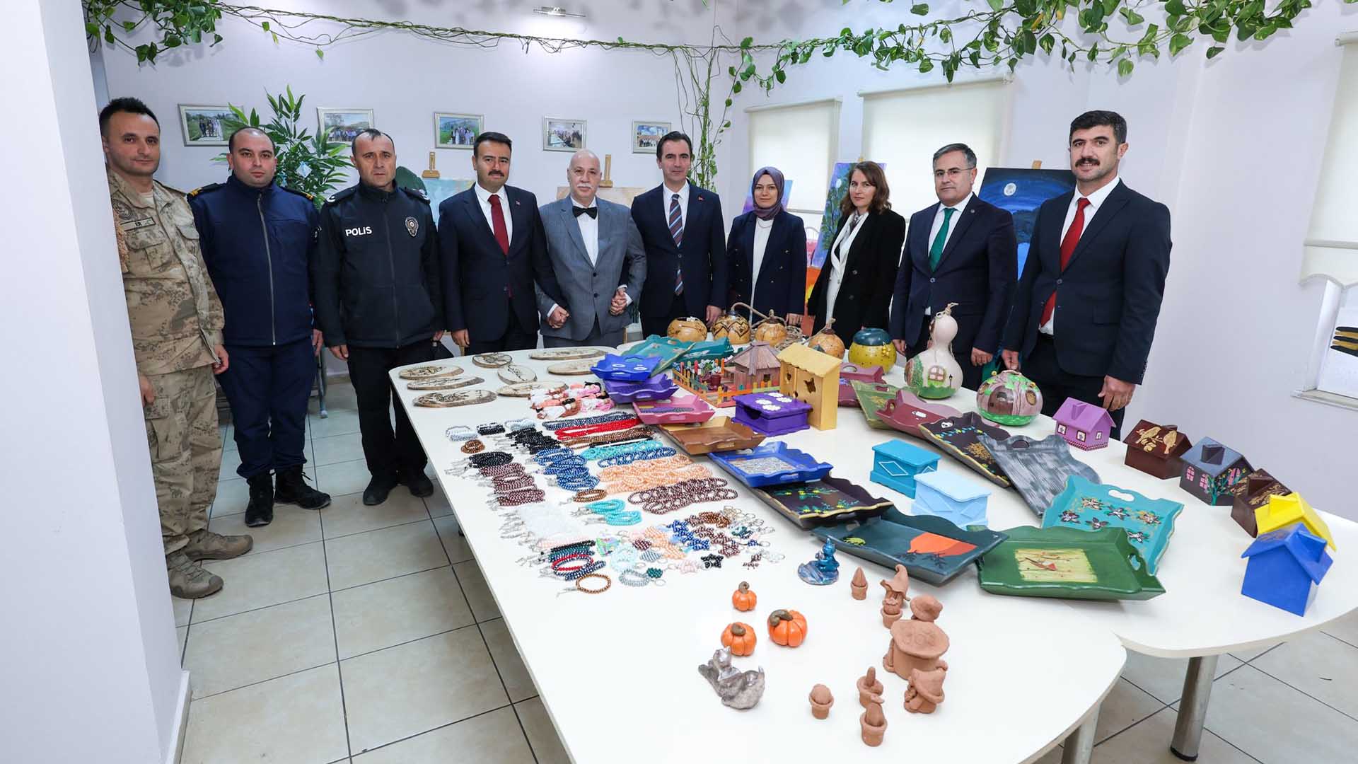 Ahlat’ta 3 Aralık Dünya Engelliler Günü Anlamlı Etkinlikle Kutlandı 4