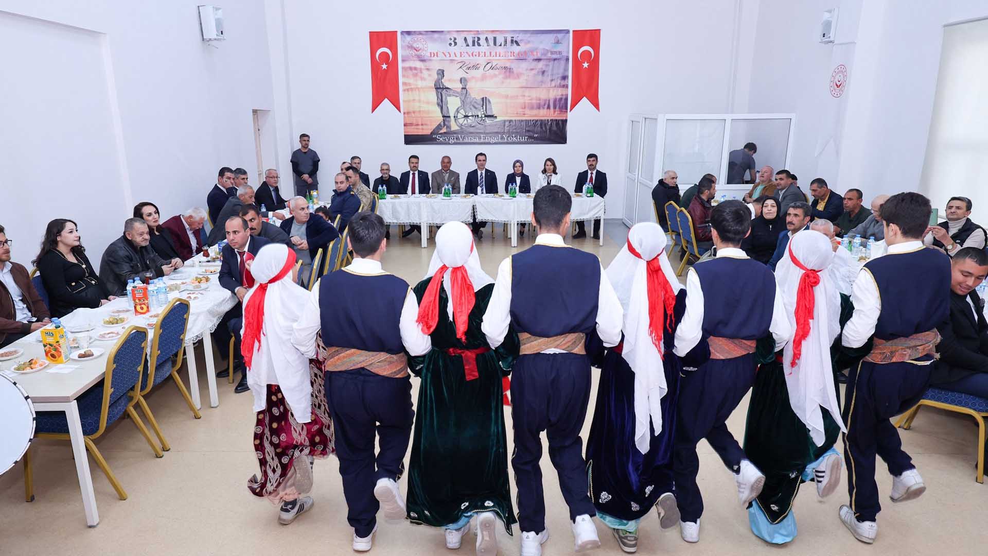 Ahlat’ta 3 Aralık Dünya Engelliler Günü Anlamlı Etkinlikle Kutlandı 6