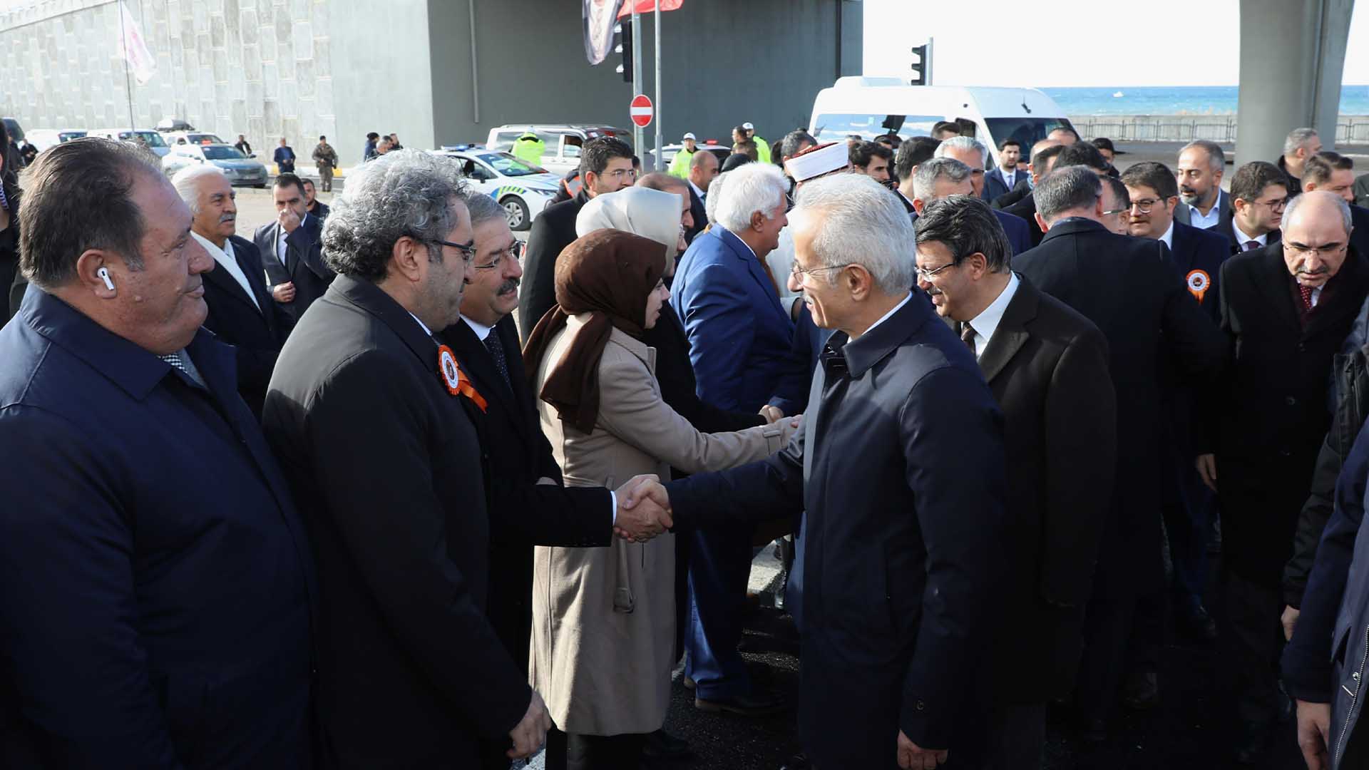 Bakan Uraloğlu, Van Çevre Yolu Ile Yıllık 2,7 Milyar Lira Tasarruf Sağlanacak 2