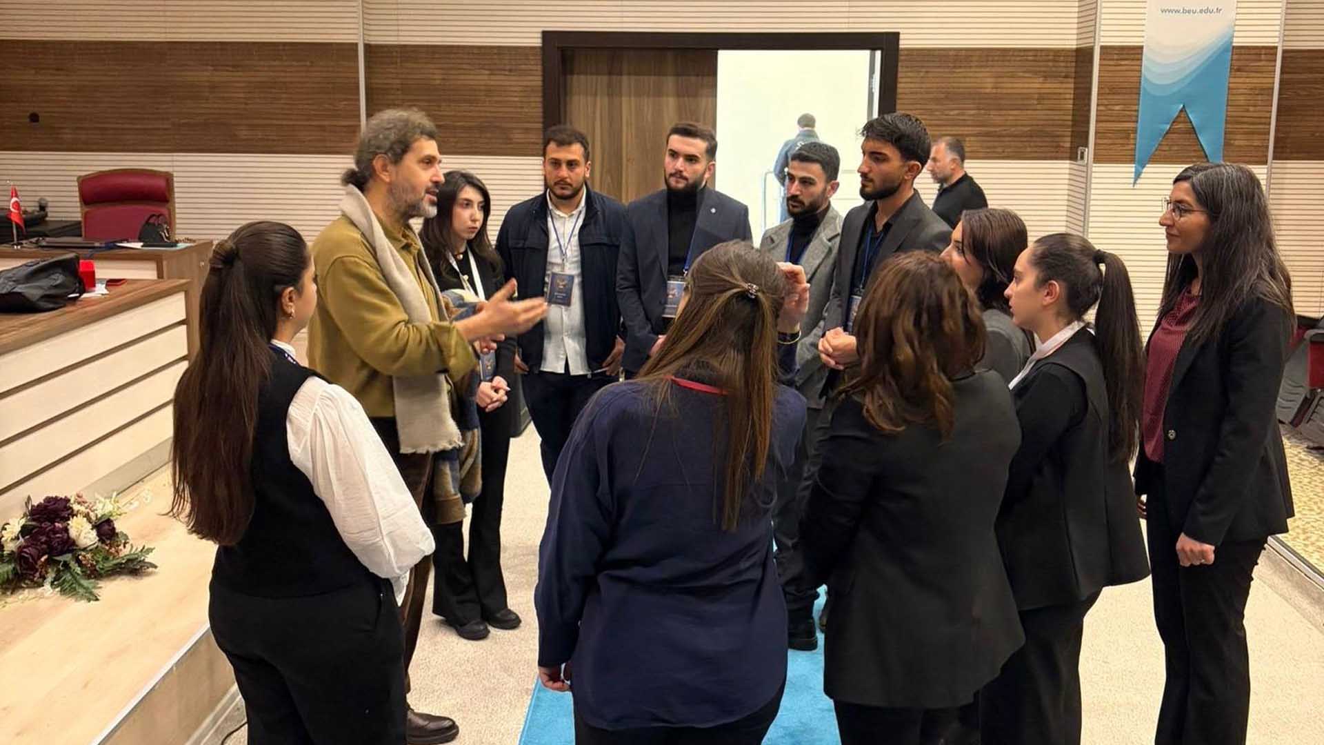 Bitlis Eren Üniversitesi’nde “Hezarfen Buluşmaları” Kapsamında Kariyer Vizyonu Konferansı 6