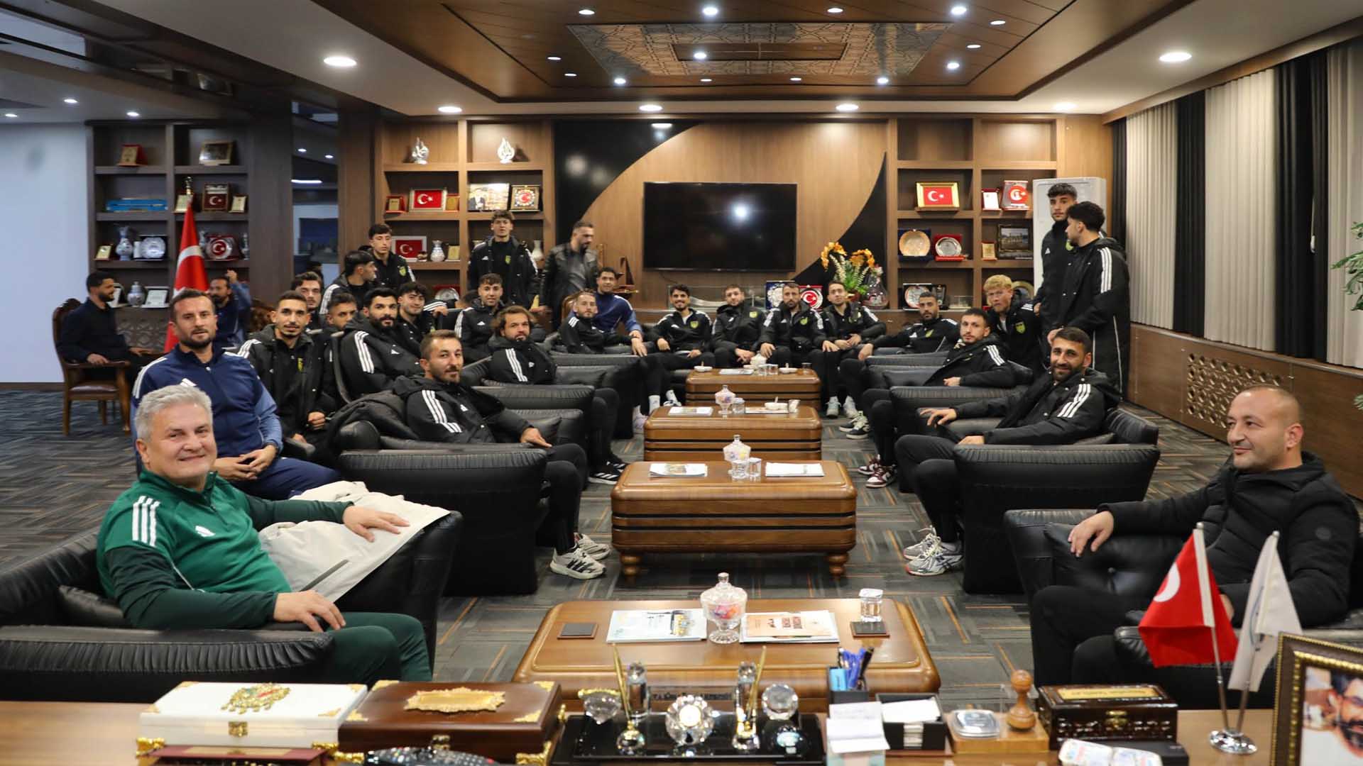 Bitlis Spor’dan Başkan Tanğlay'a Ziyaret