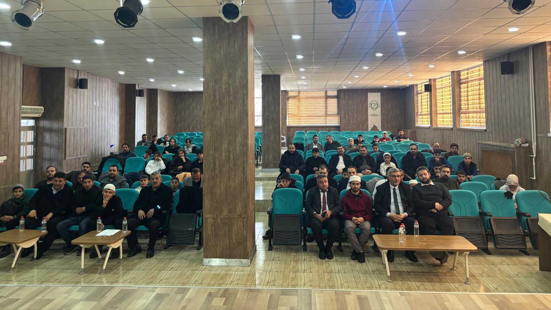 Bitlis’te Genç Bilaller Ezan Okuma Yarışması Düzenlendi 3