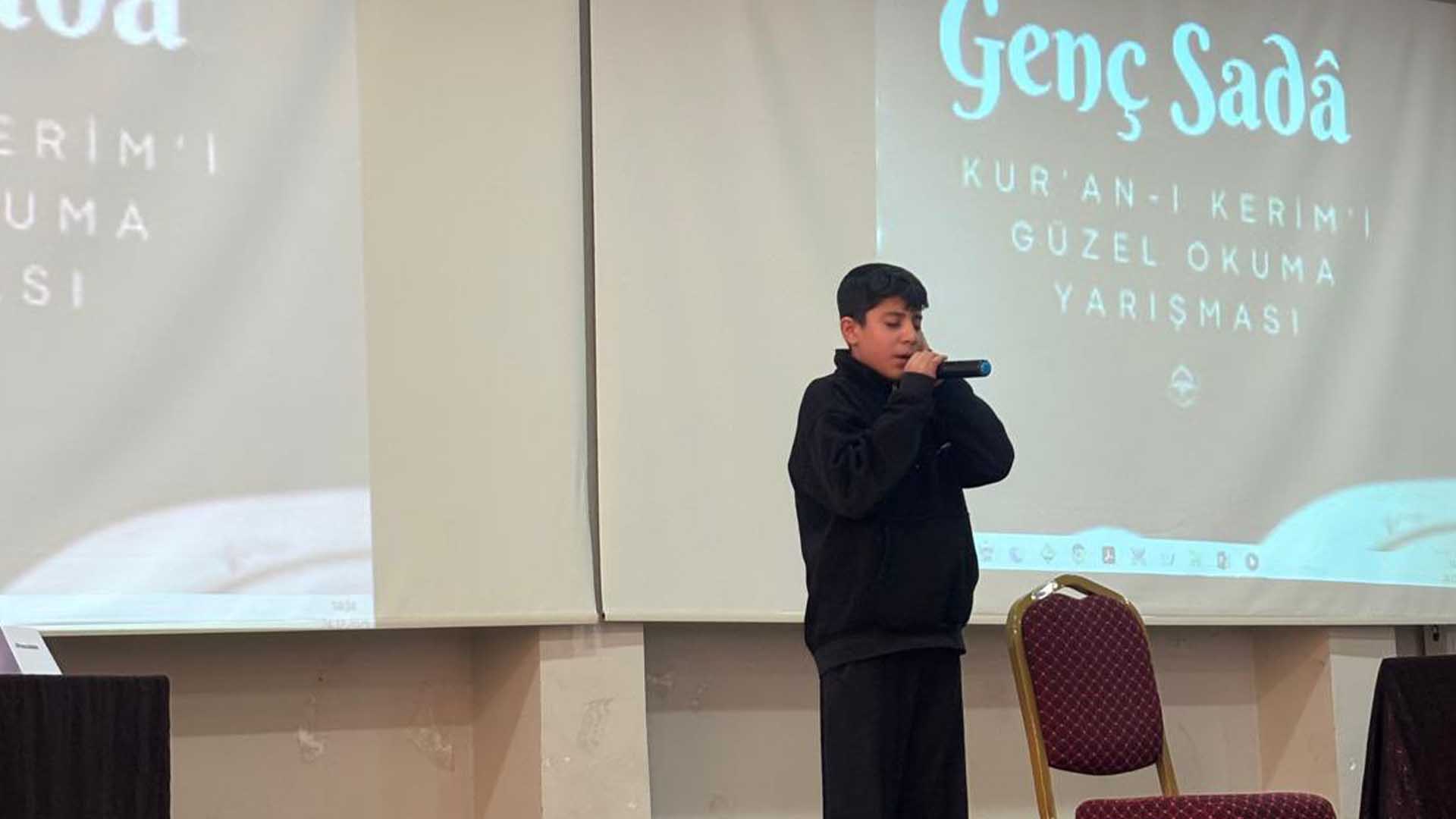 Bitlis’te Genç Bilaller Ezan Okuma Yarışması Düzenlendi