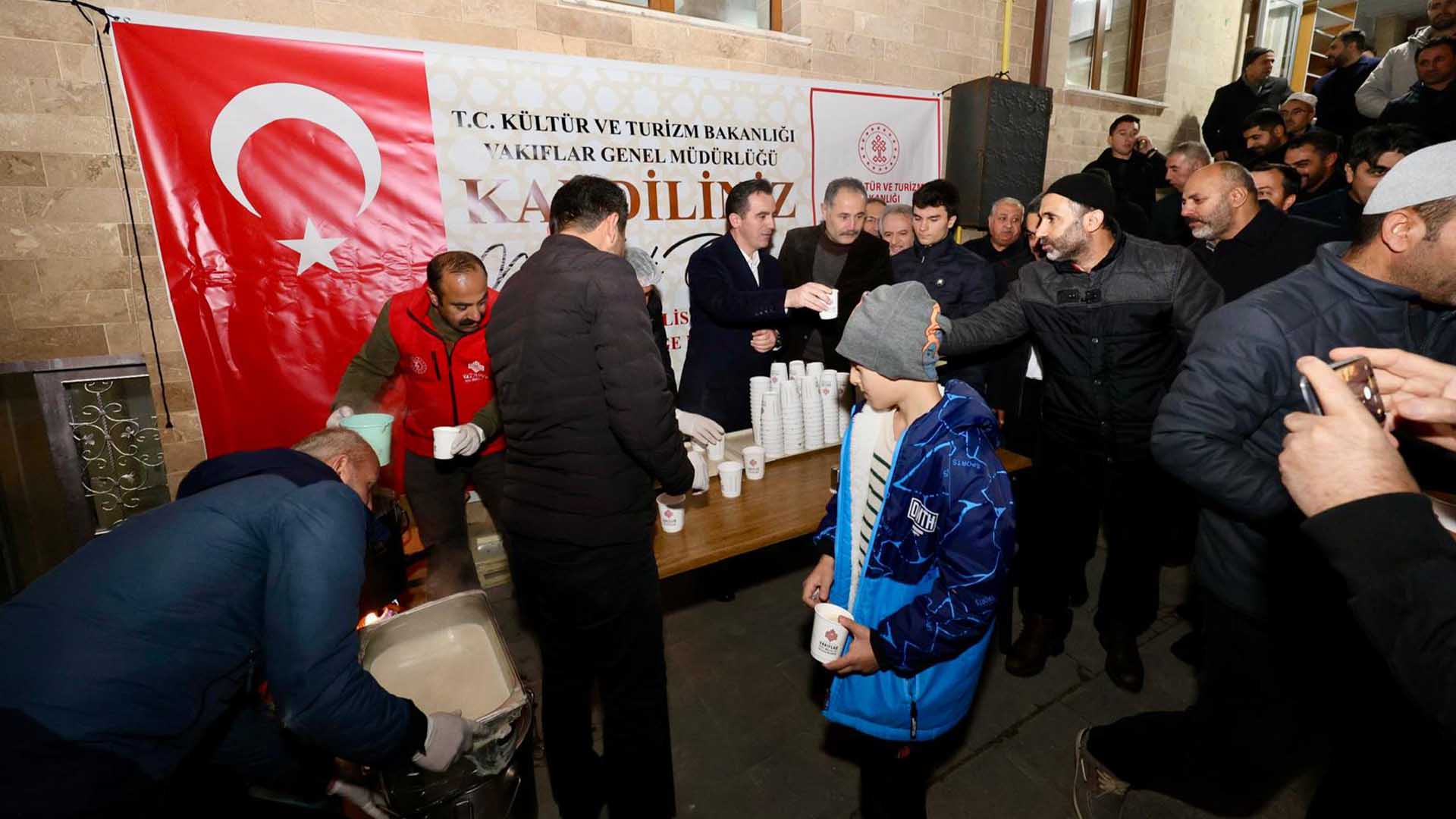 Bitlis’te Regaip Kandili Dualarla İdrak Edildi 4