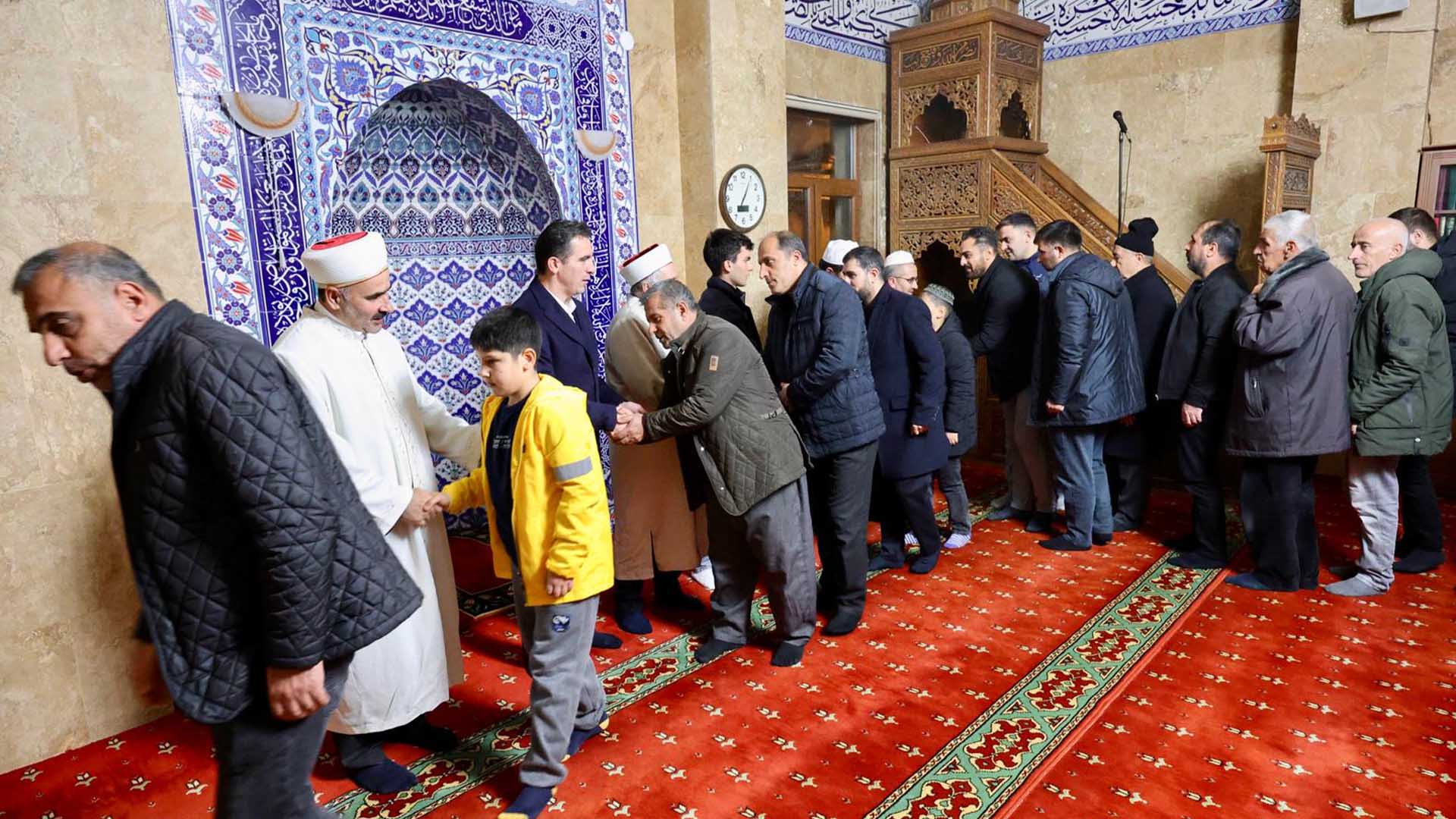 Bitlis’te Regaip Kandili Dualarla İdrak Edildi 5