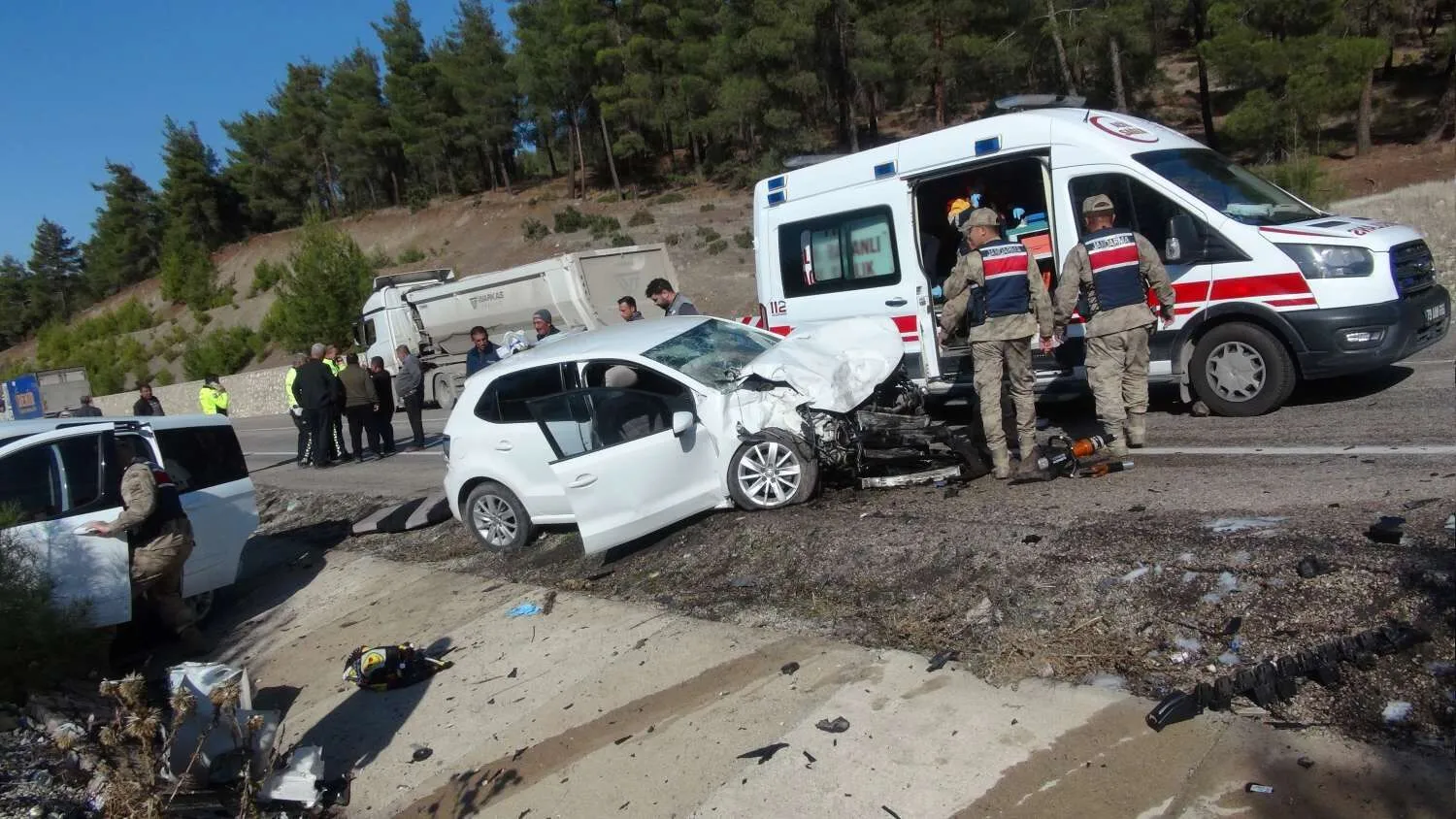 K I L I S T E H A F I F T I C A R I A R A C I L E O T O M O B I L 1043659 309726