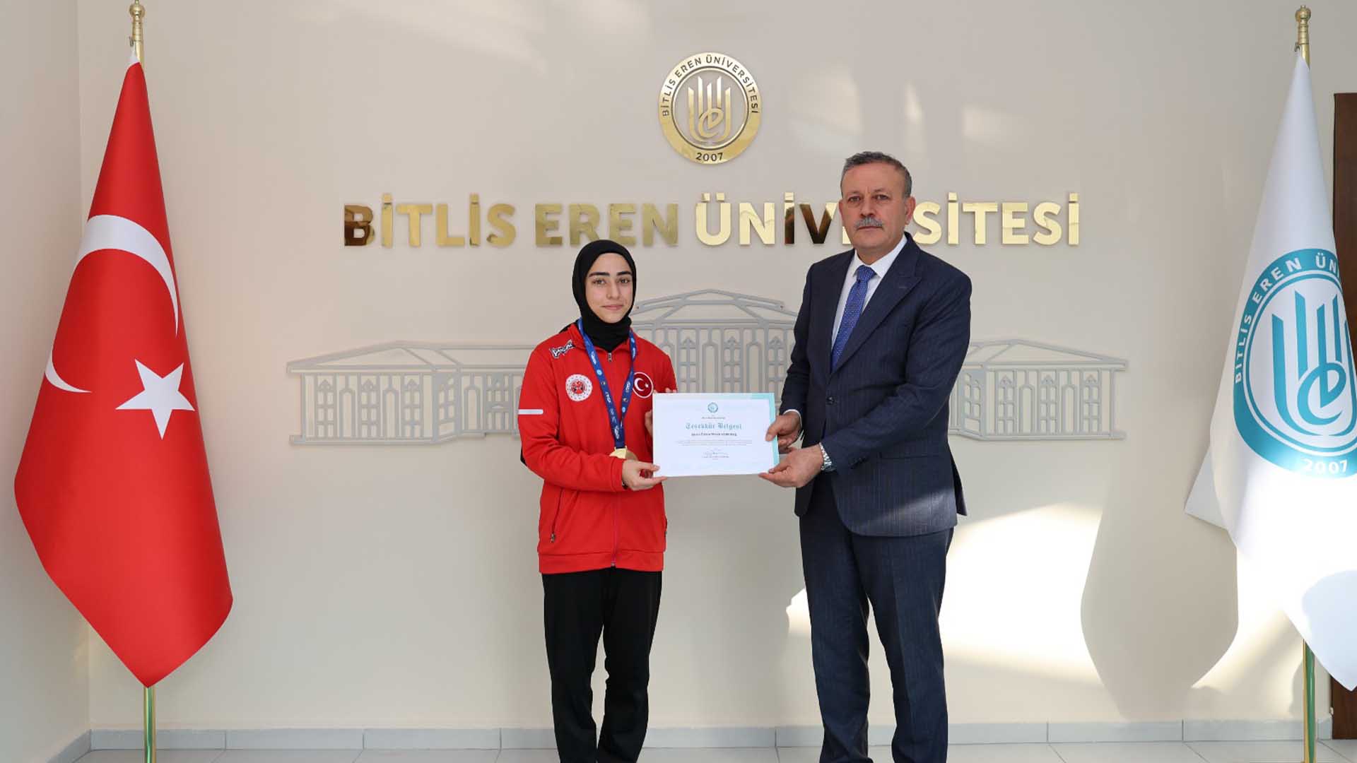 Rektör Elmastaş, Dünya Ve Avrupa Şampiyonu Sporcuları Ağırladı