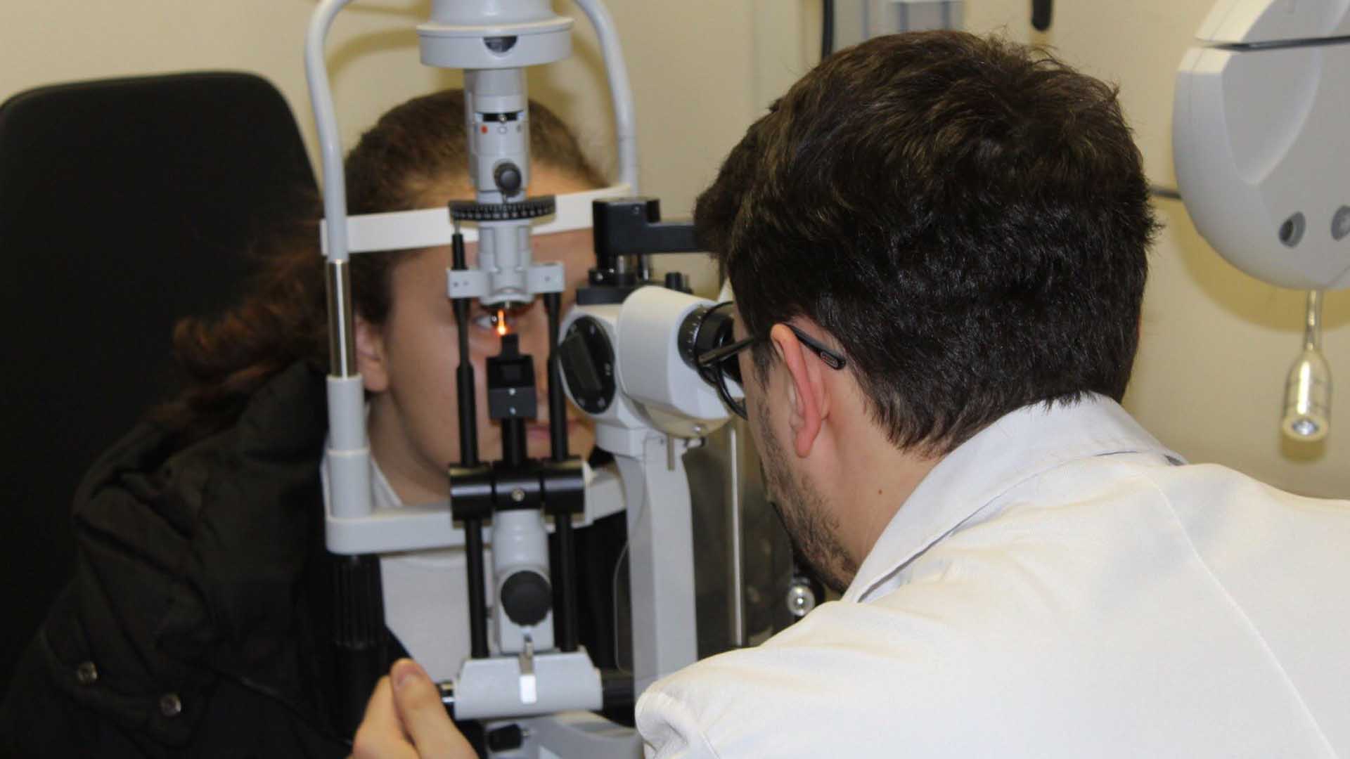 Tatvan Devlet Hastanesi’nde Göz Sağlığı Hizmetleri Güçlendirildi