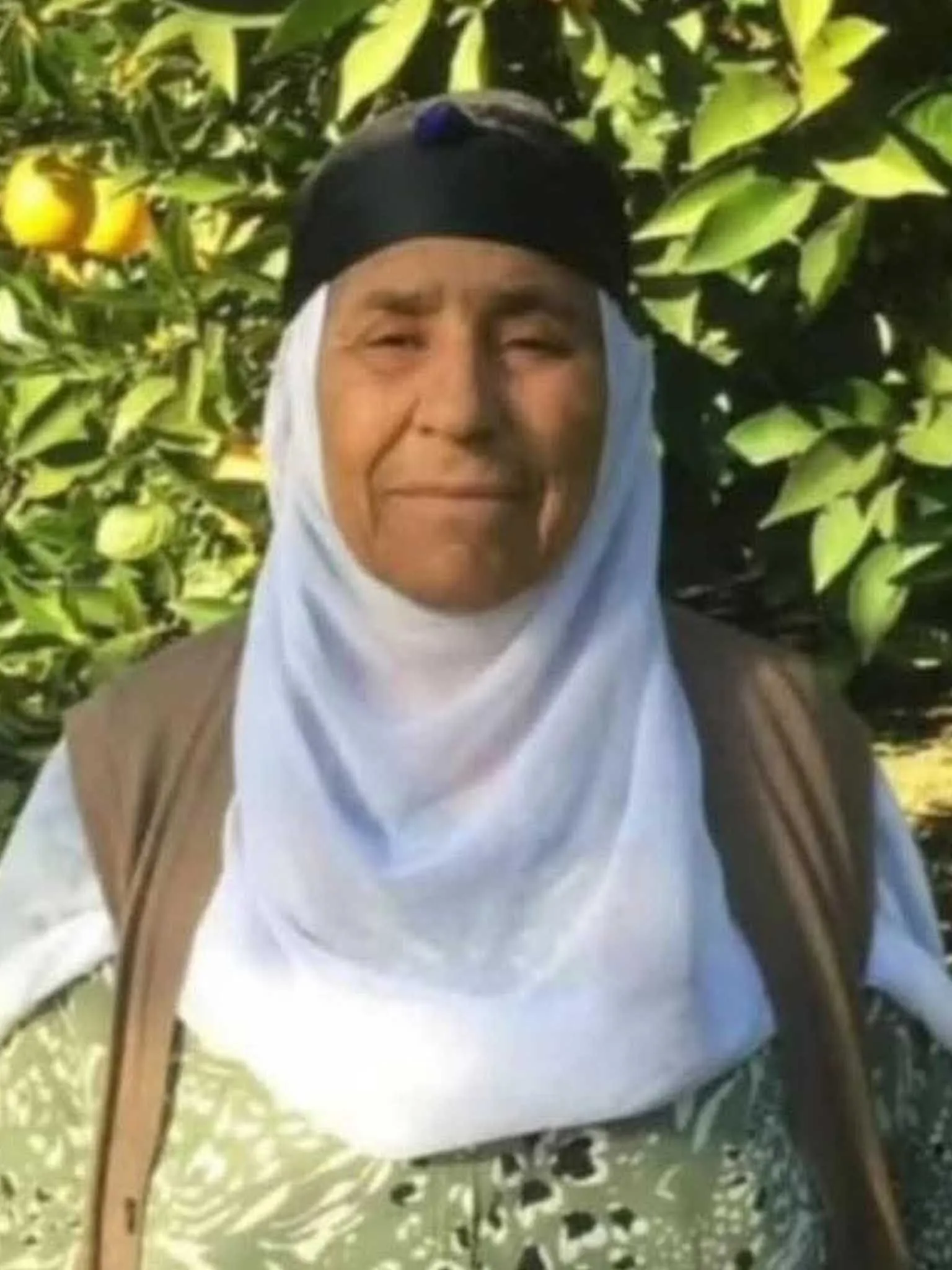 Tir Carpmasi Sonucu Olen Kadin Topraga Verildi 1