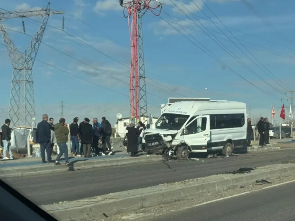 Batmanda Trafik Kazasi 6 Kisi Yaralandi 2