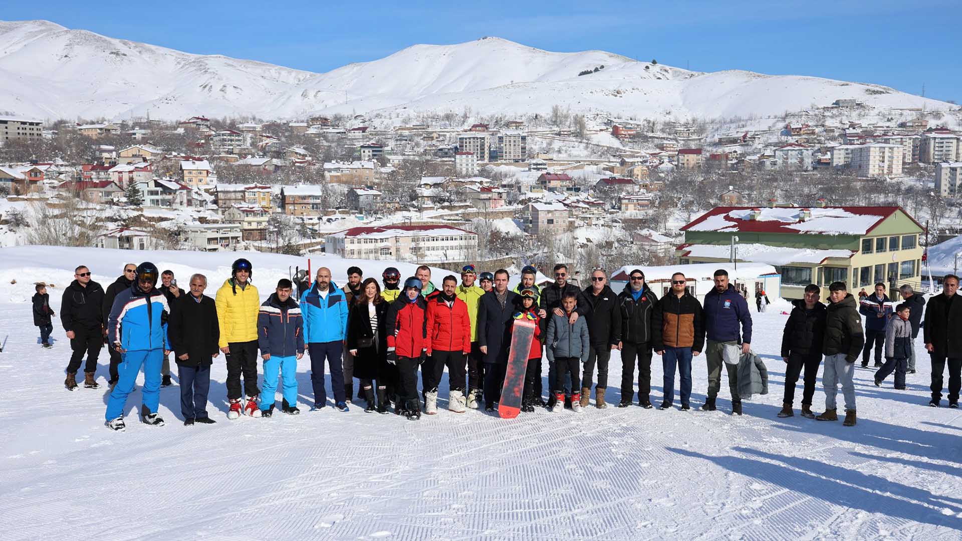 Bitlis’te Alp Disiplini, Snowboard Ve Kayaklı Koşu İl Birinciliği Müsabakaları Tamamlandı 6
