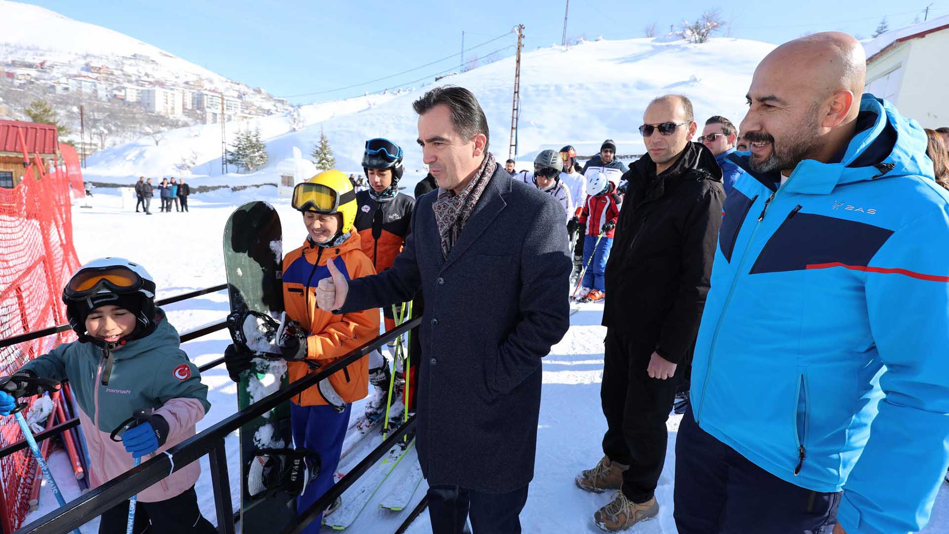 Bitlis’te Alp Disiplini, Snowboard Ve Kayaklı Koşu İl Birinciliği Müsabakaları Tamamlandı 8