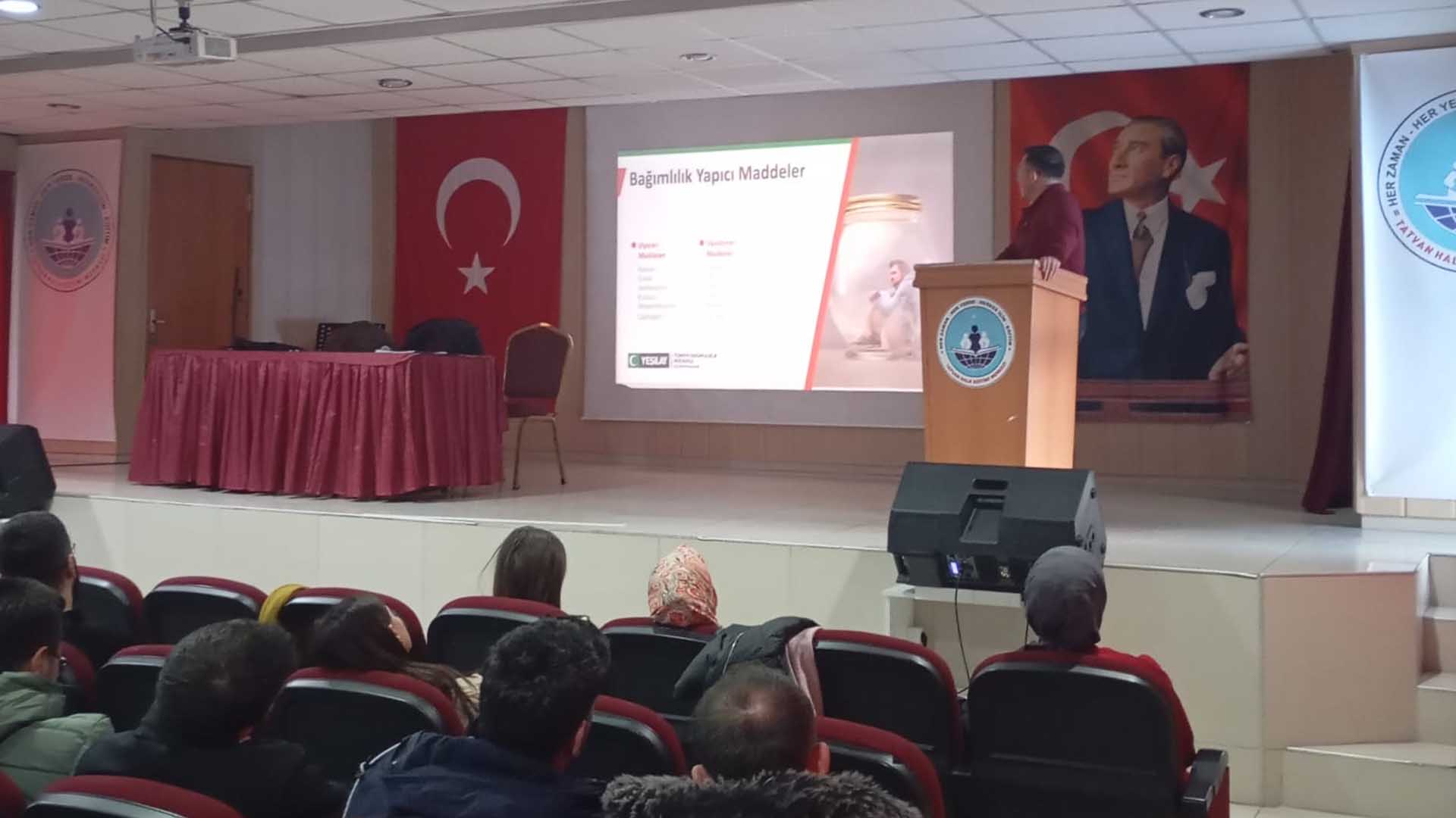 Bitlis’te Okul Ve Kurum Personeline Bağımlılıkla Mücadele Eğitimi 5