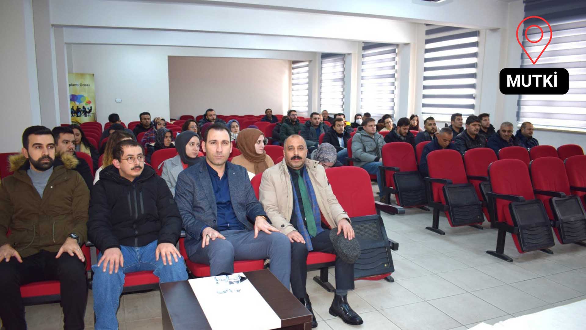 Bitlis’te Okul Ve Kurum Personeline Bağımlılıkla Mücadele Eğitimi 6