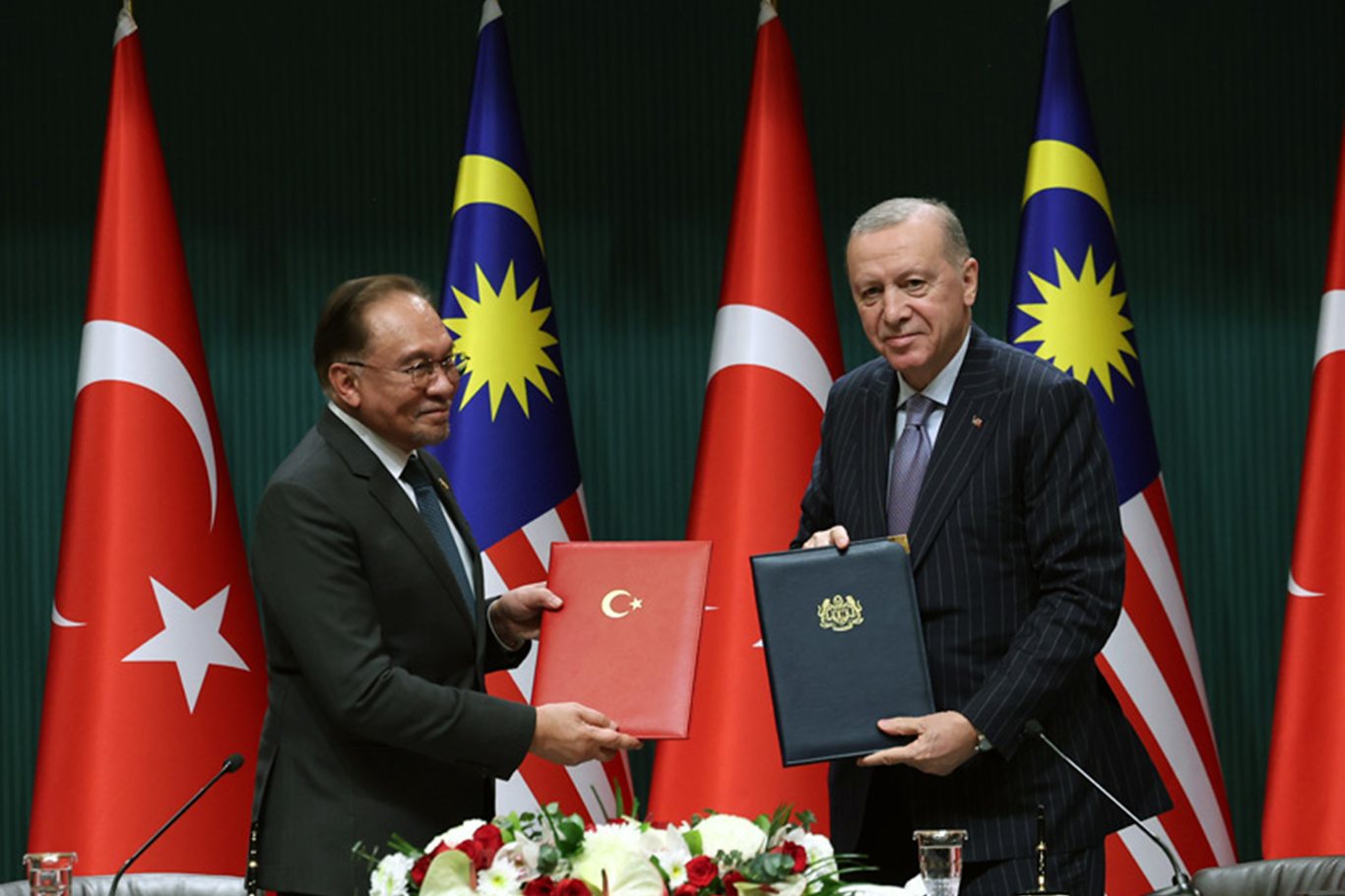 D20C739C F939 489F 942A Bf13679Dae5F