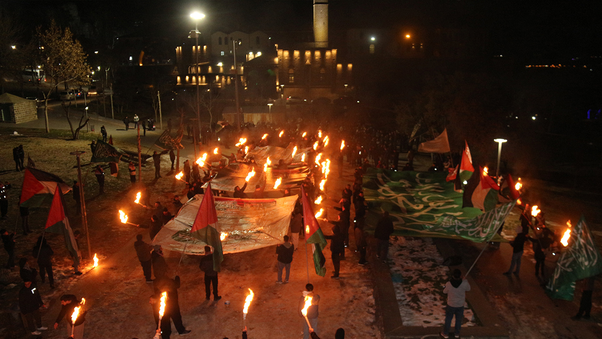 Diyarbakır’da Dünya Kudüs Haftası’nda “Gençlik Gazze Ile Birlikte” Etkinliği