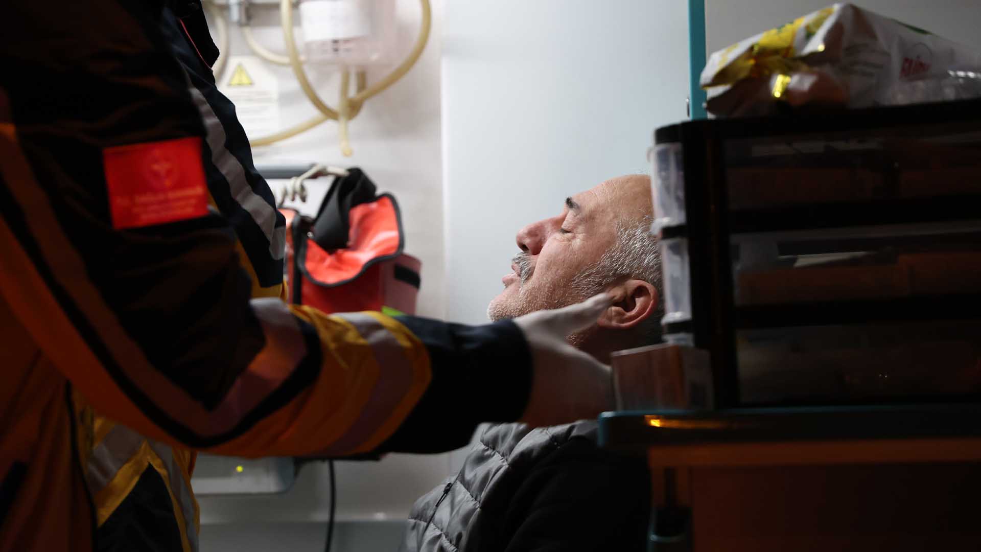 Kombi Bacası Yerinden Çıktı, 4’Ü Çocuk 8 Kişi Gazdan Zehirlendi