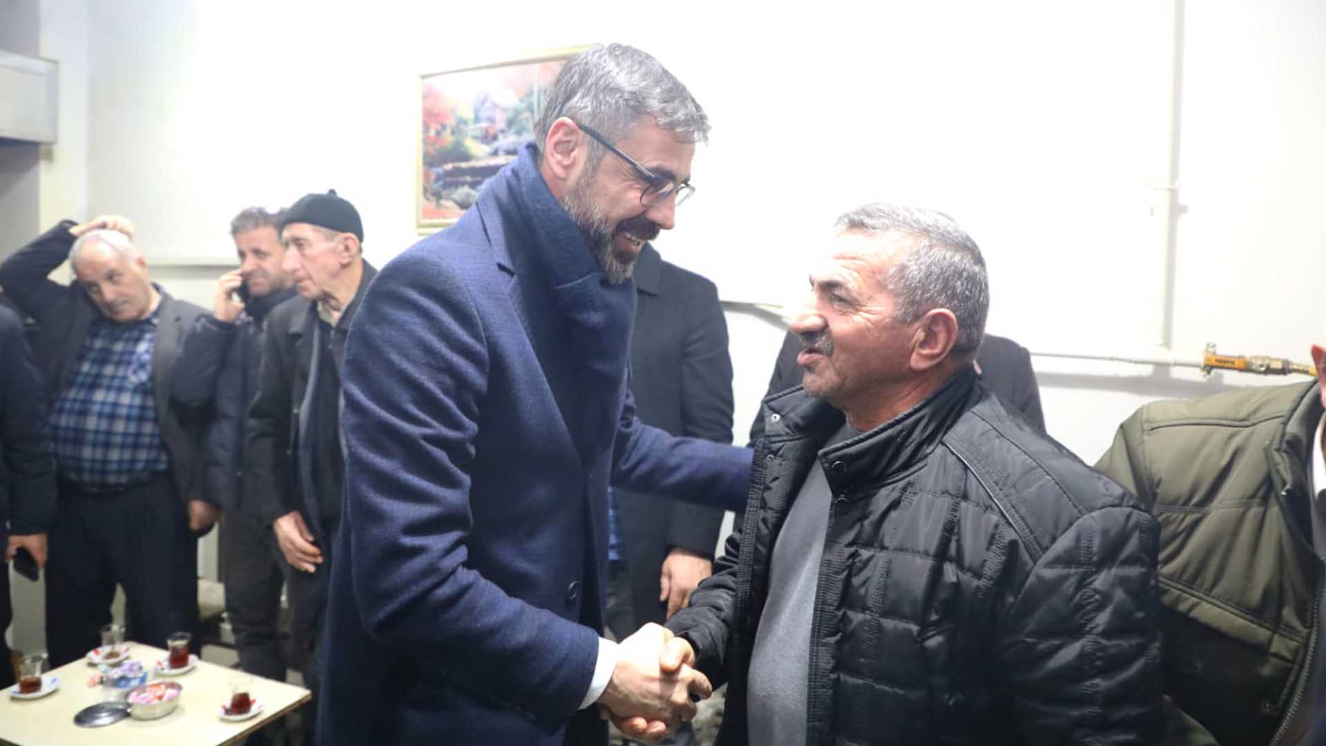 Başkan Tanğlay, Teravih Namazının Ardından Vatandaşlarla Bir Araya Geldi 2