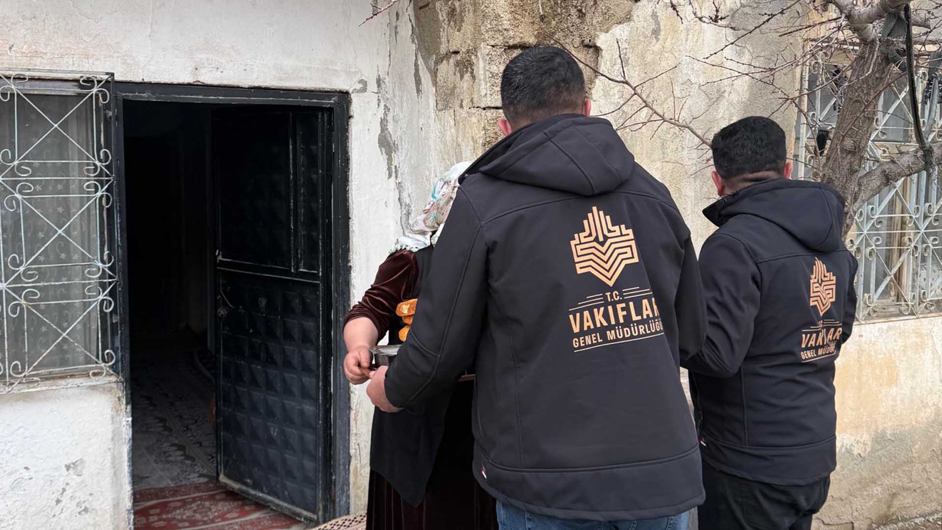 Bitlis'te Ramazan’ın 3. Gününde Iftar Sofraları Doldu Taştı