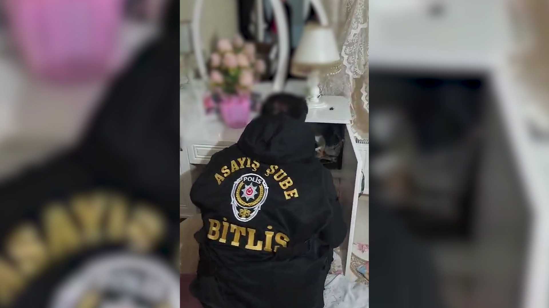 Bitlis’te Tefecilik Şebekesine Eş Zamanlı Operasyon, 22 Kişi Gözaltına Alındı 2