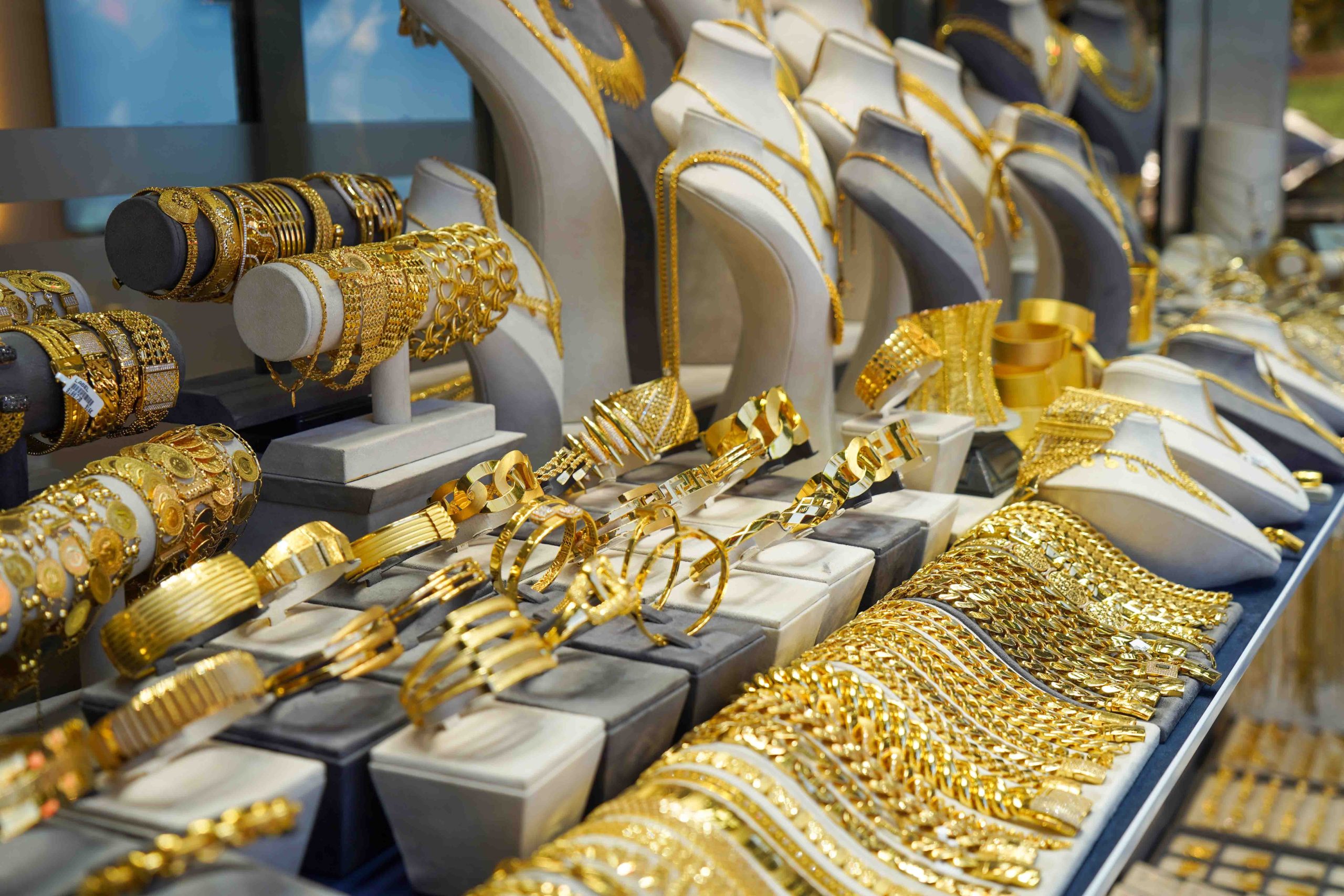 Gram Altindan Rekor Ustune Rekor Tam Yarim Ceyrek Altin Ne Kadar Oldu Iste 17 Ocak 2025 Altin Fiyatlari Scaled-6