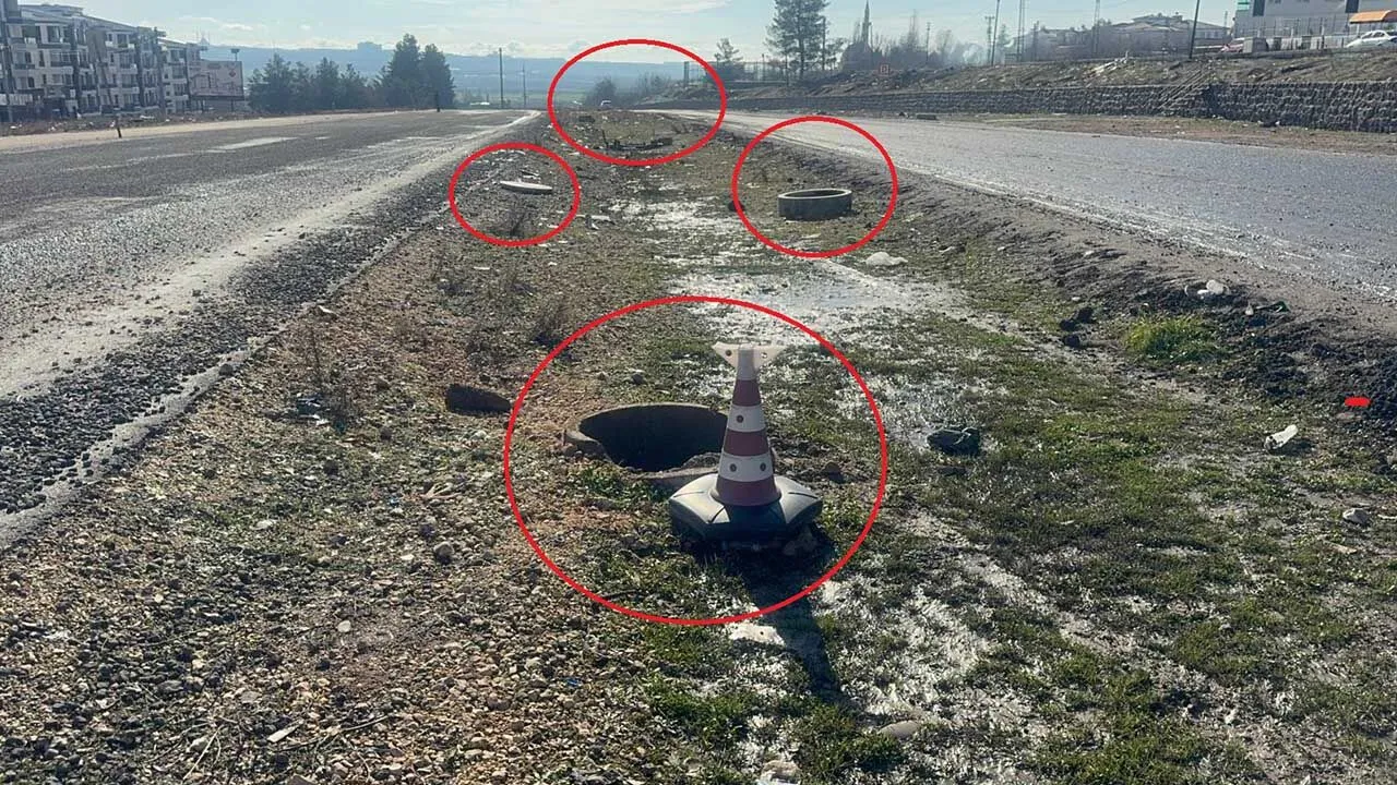 Rogar Kapagina Carpip Takla Atan Otomobilin Surucusu Oldu Kaza Kamerada 1