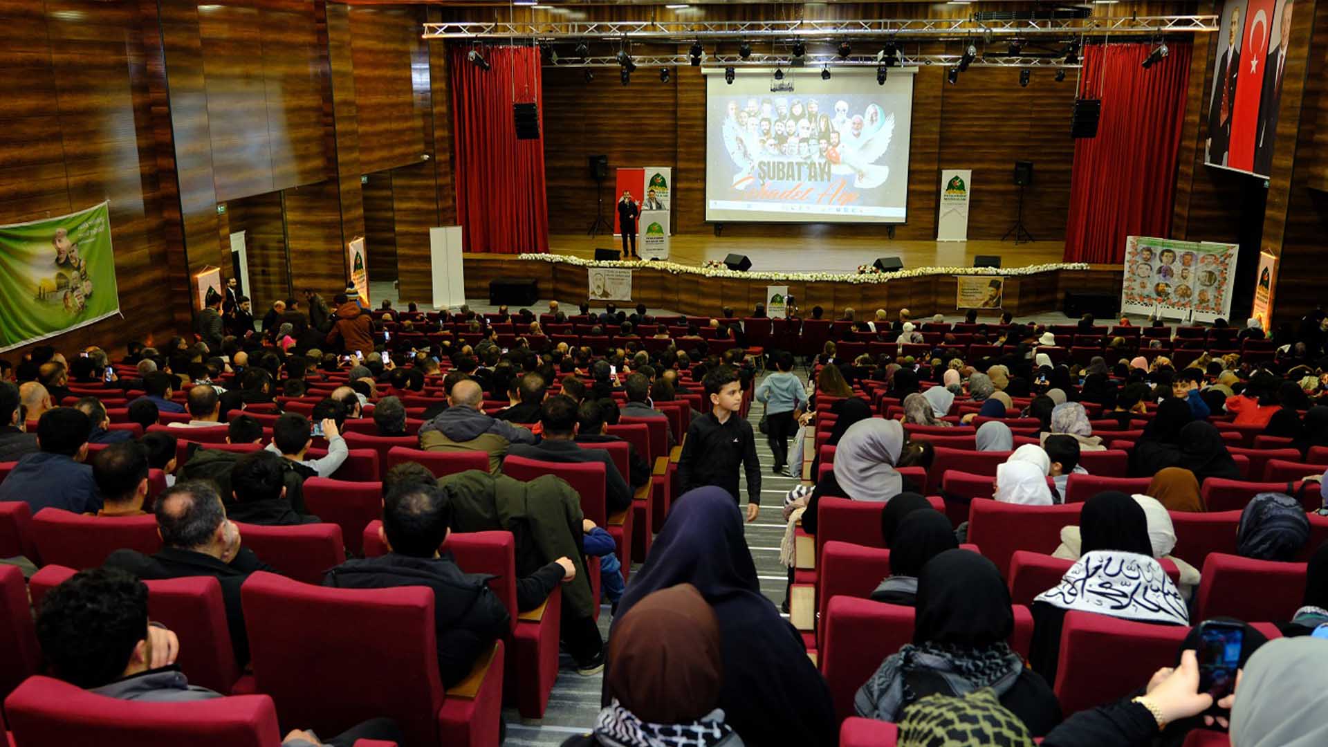 Van’da “Şehitler Gecesi” Programı, “Şehitler Veren Bir Dava Asla Yenilmez” 5