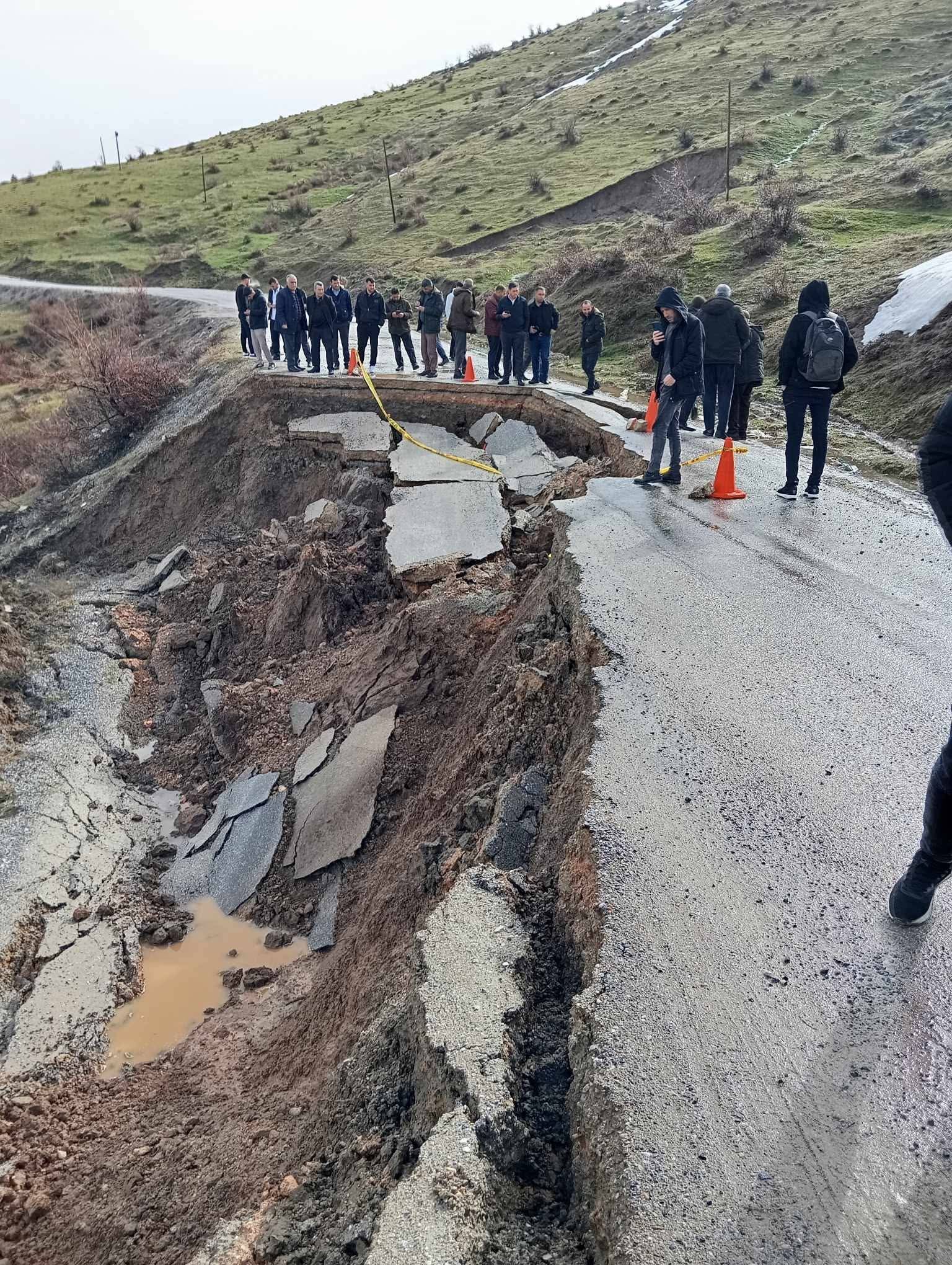 79437119 C14A 4A0E 8Efe 311Ba3252324