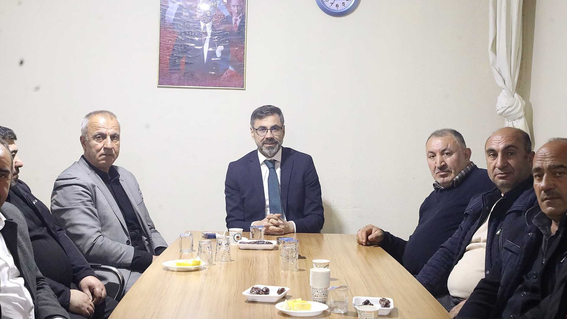 Başkan Tanğlay Muhtarlarla İftar Sofrasında Buluştu 1