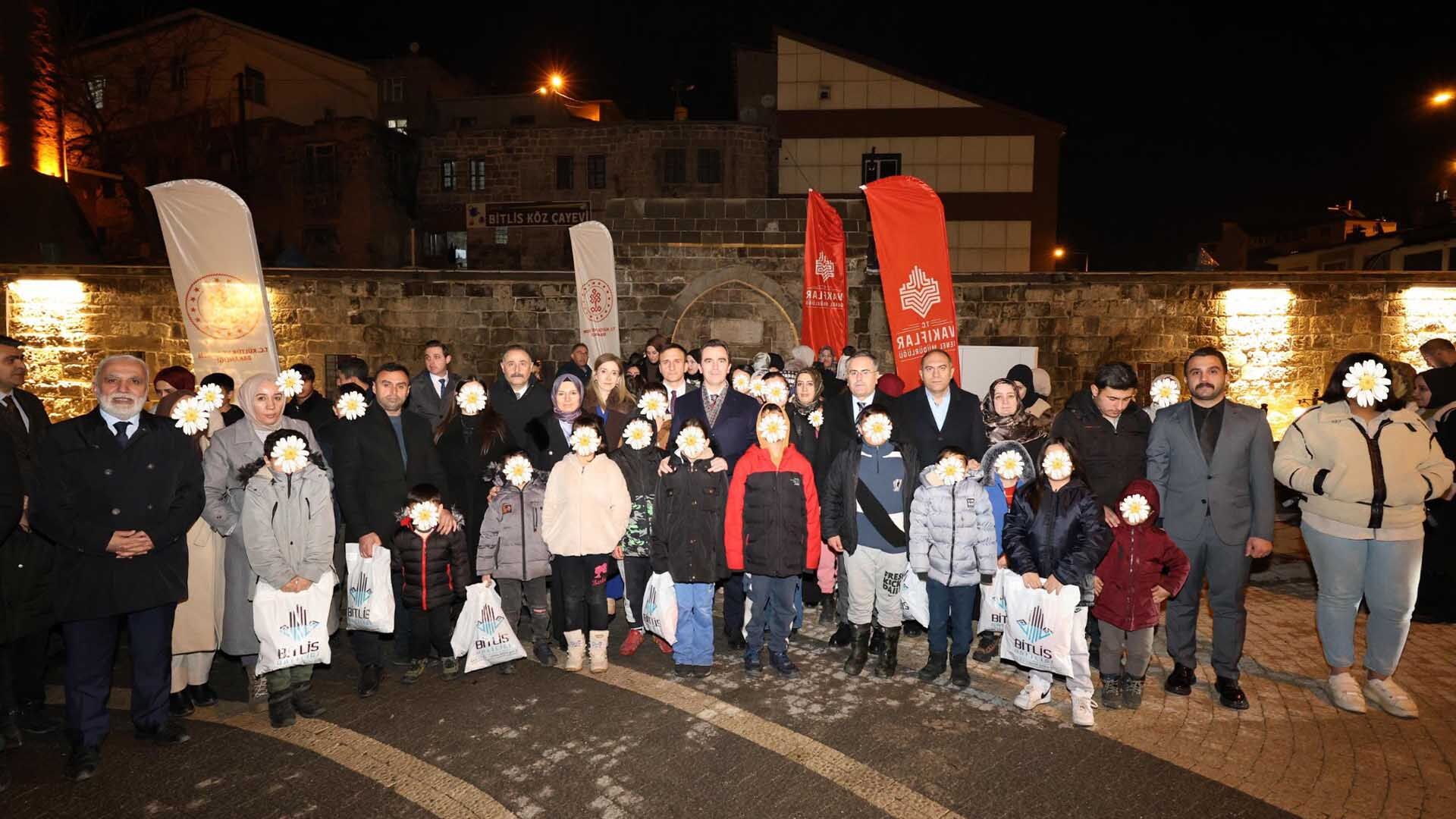 Bitlis’te Dünya Yetimler Günü’nde Anlamlı İftar 5
