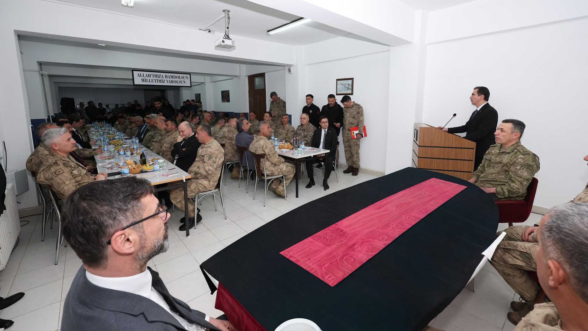 Bitlis’te Güvenlik Korucularına İftar Buluşması 4