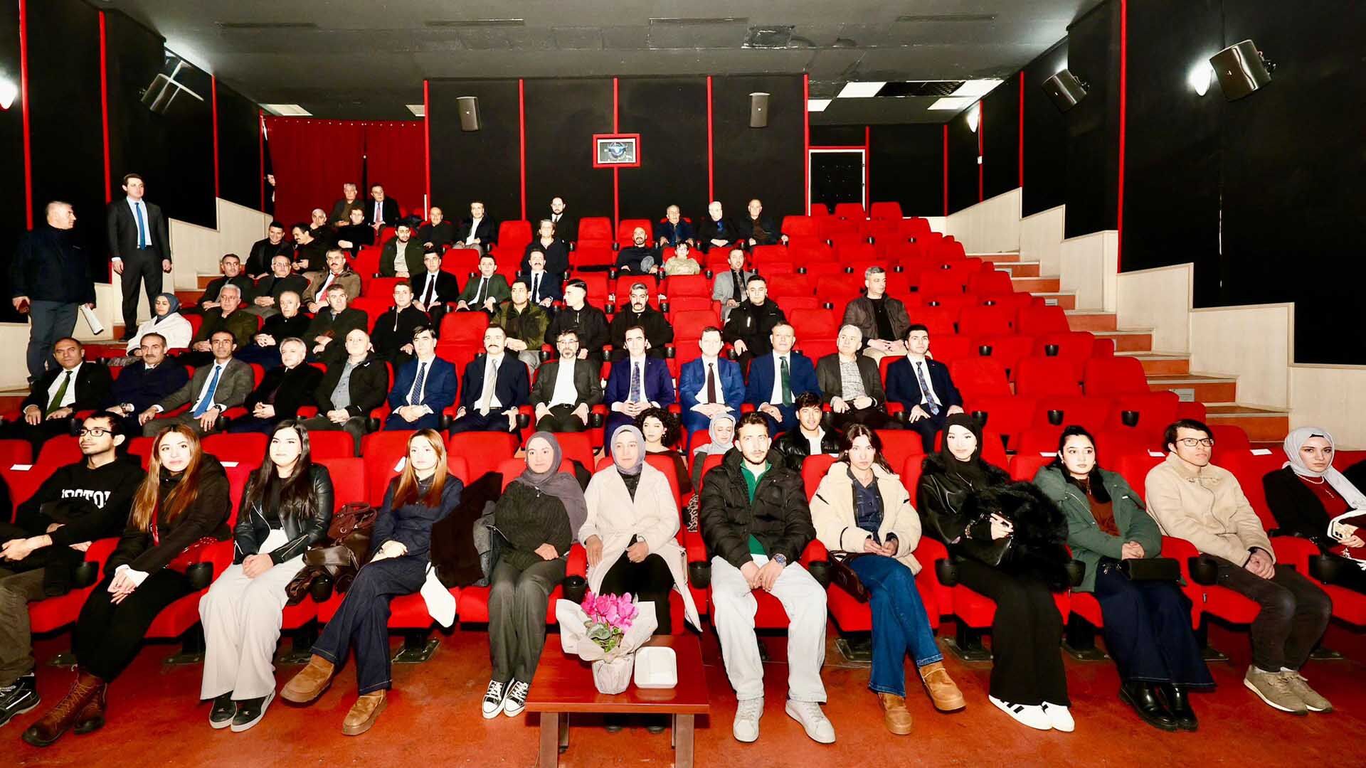 Bitlis’te “Hind Rajab’ın Sesi” Filmi İzleyiciyle Buluştu