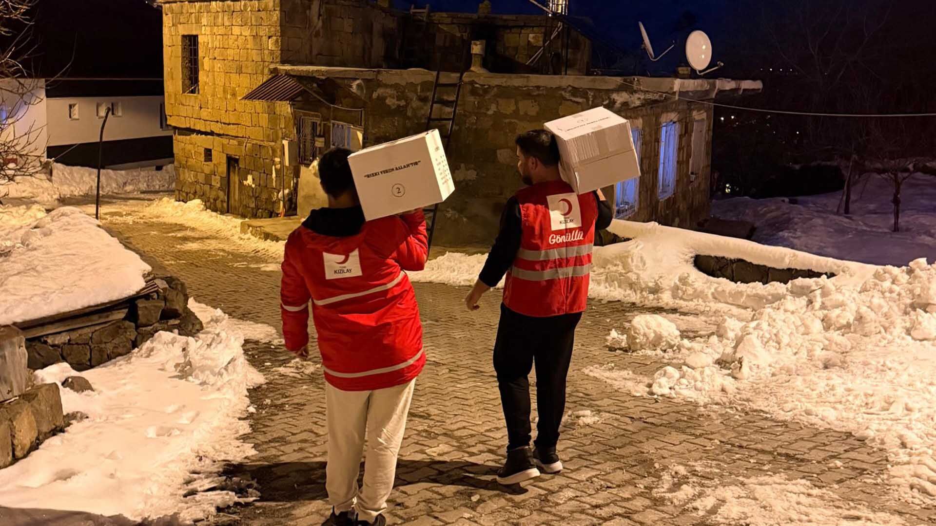 Bitlis'te İhtiyaç Sahiplerine Yardım Eli 2