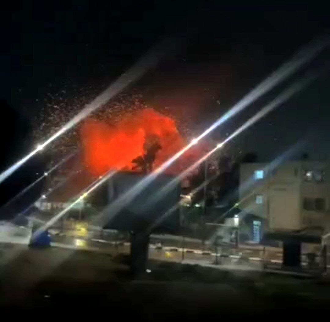 C61354A3 3A25 42F4 B089 0C6Fd4336577