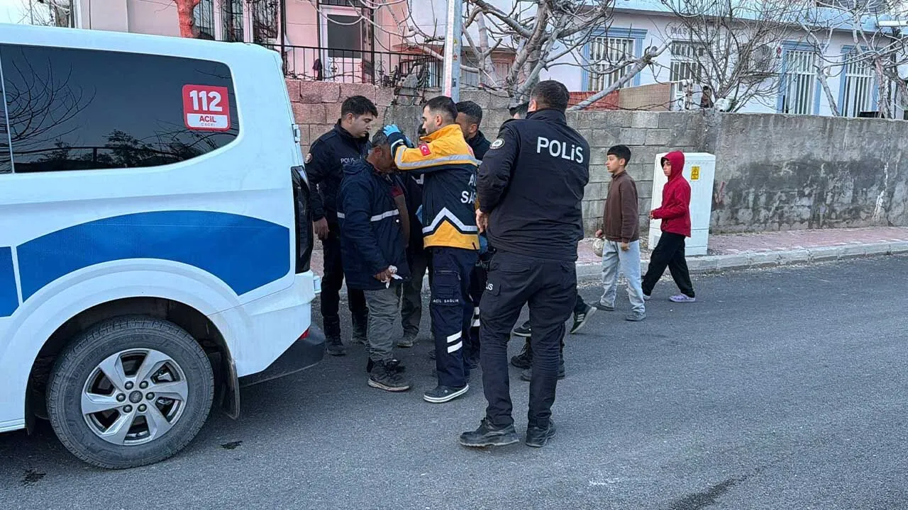 Iki Aile Arasinda Tasli Sopali Kavga 2 Yarali 10 Gozalti 3