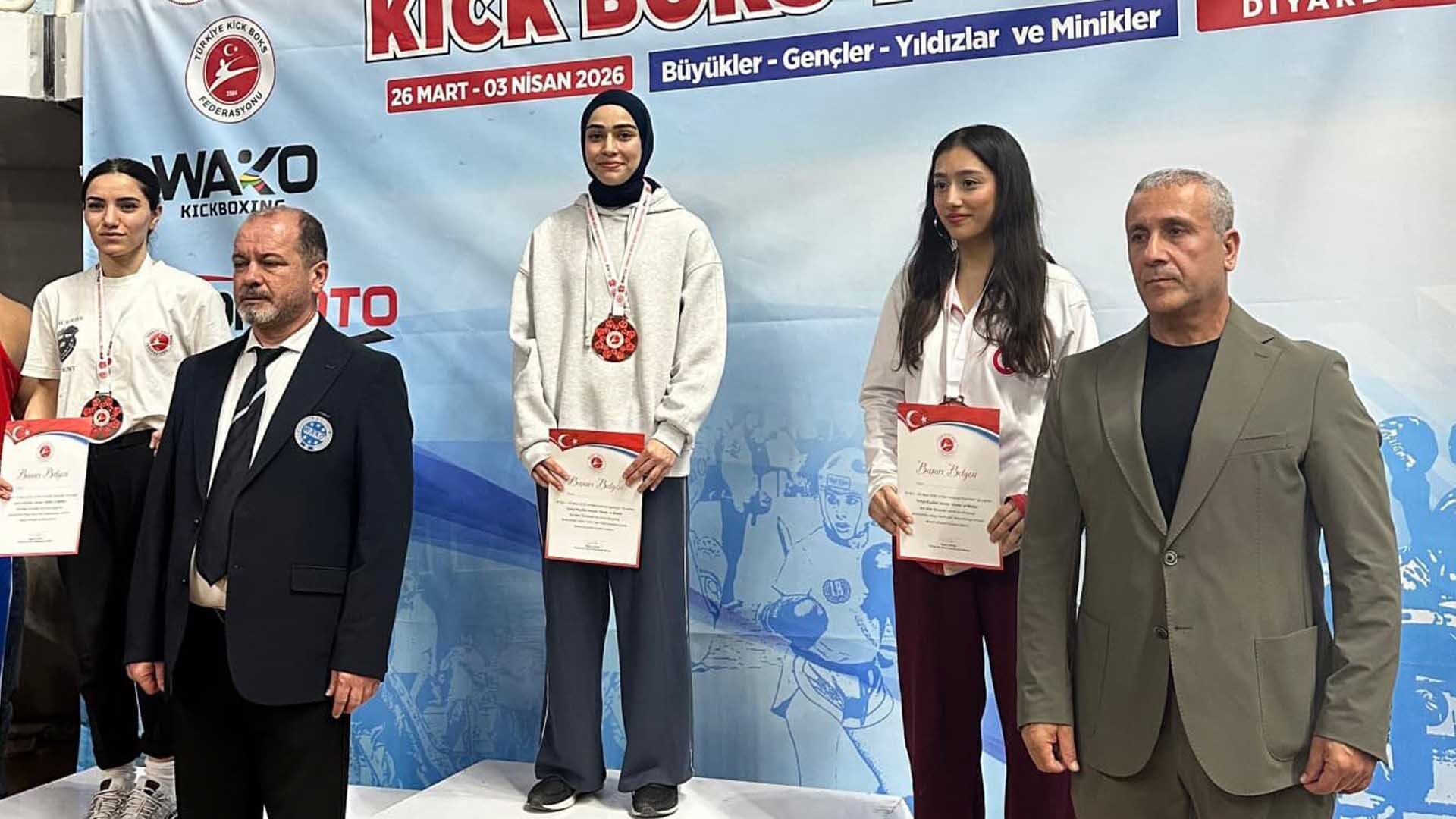 Bitlis Eren Üniversitesi Öğrencilerinden Türkiye Çapında Büyük Başarı