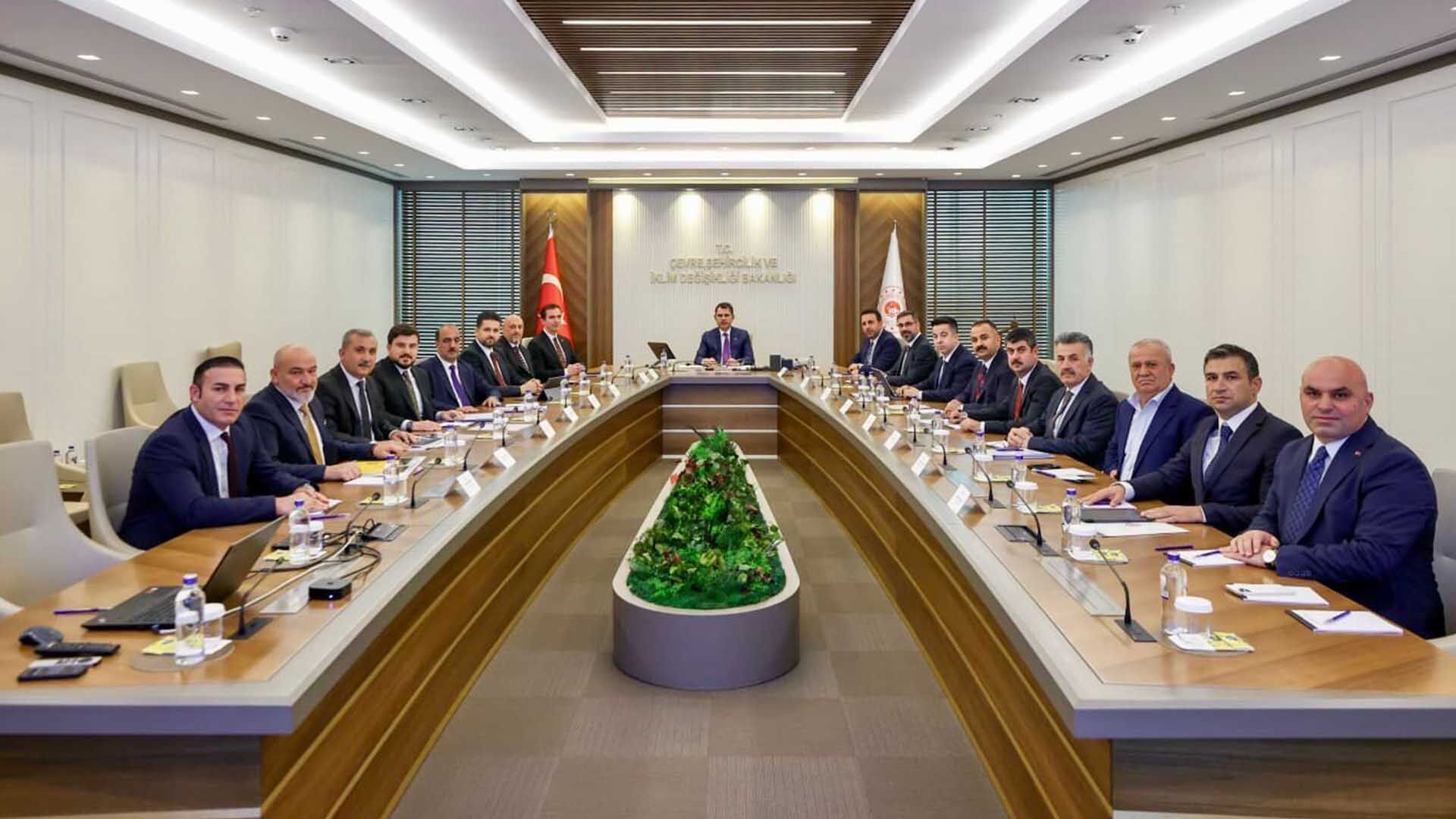 Bitlis Heyetinden Bakan Kurum’a Ziyaret 1