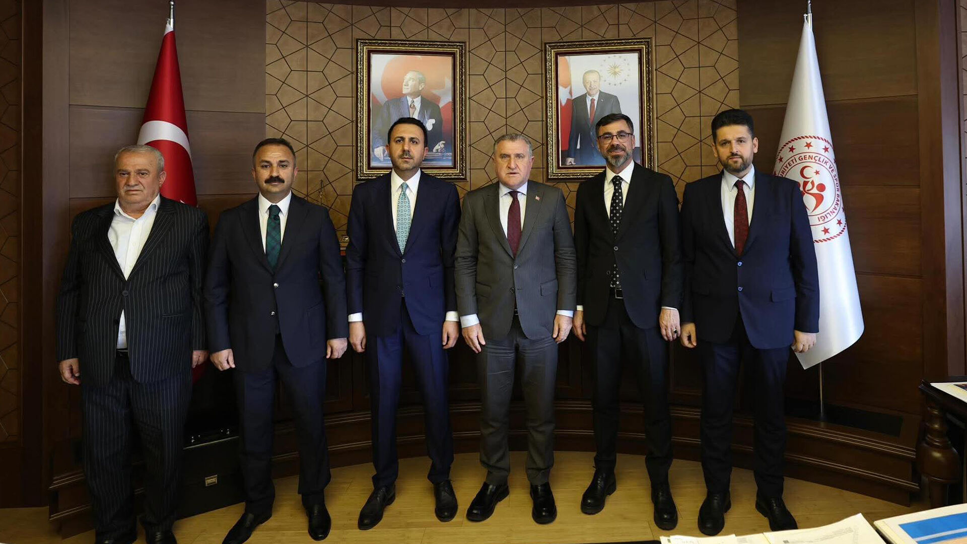 Bitlis’e Gençlik Ve Spor Hamlesi, Yeni Projeler Yolda