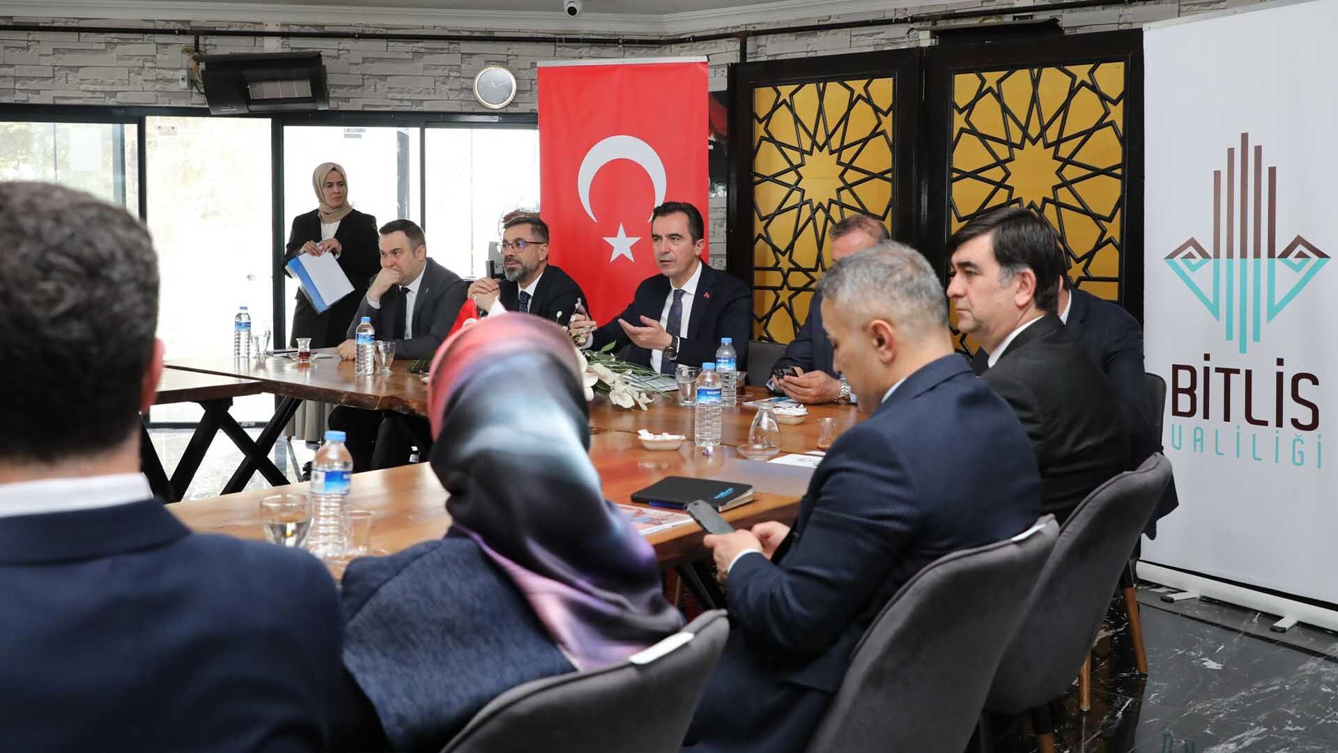 Bitlis’te Dev Projeler Masaya Yatırıldı 1