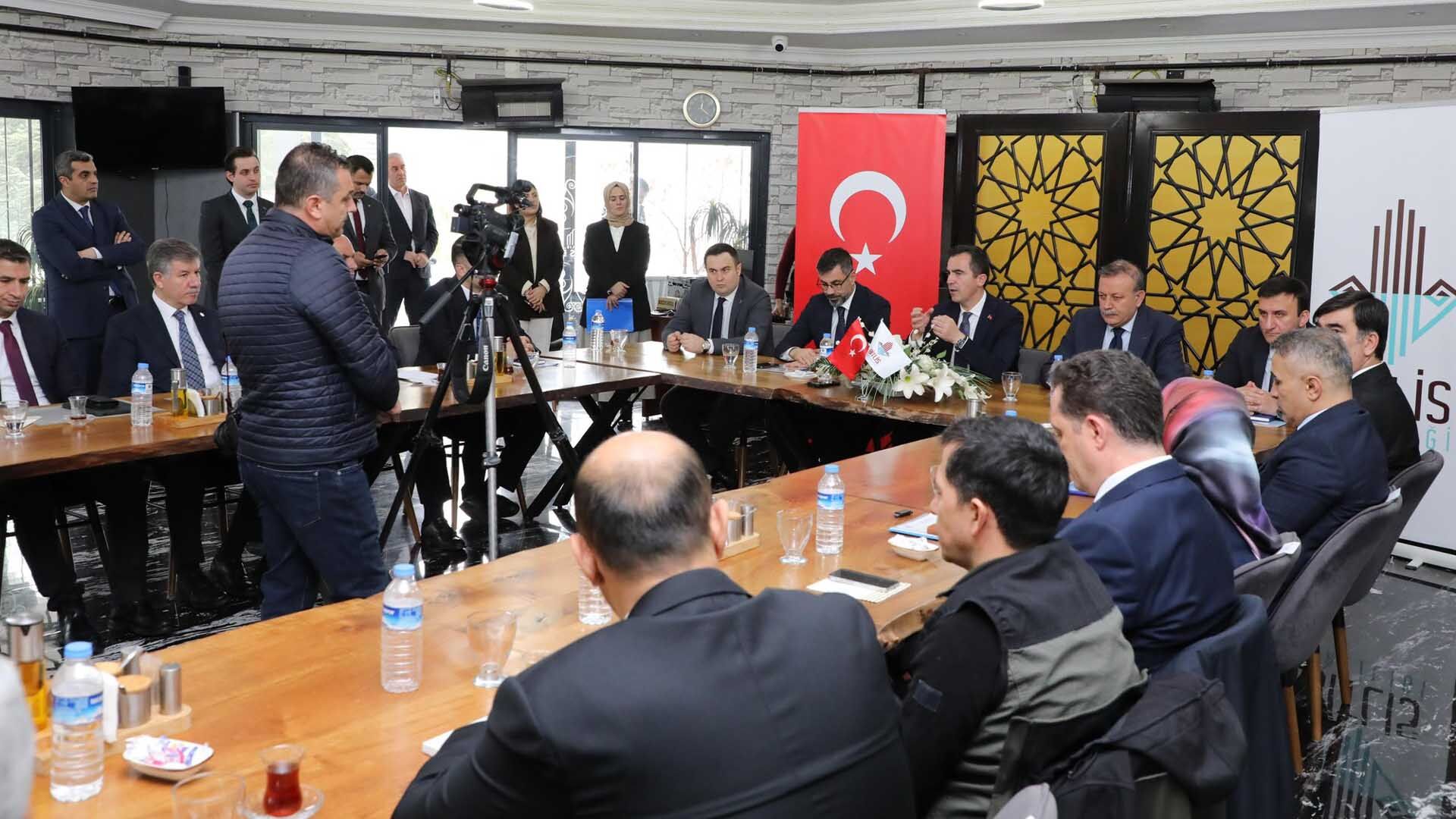 Bitlis’te Dev Projeler Masaya Yatırıldı 4