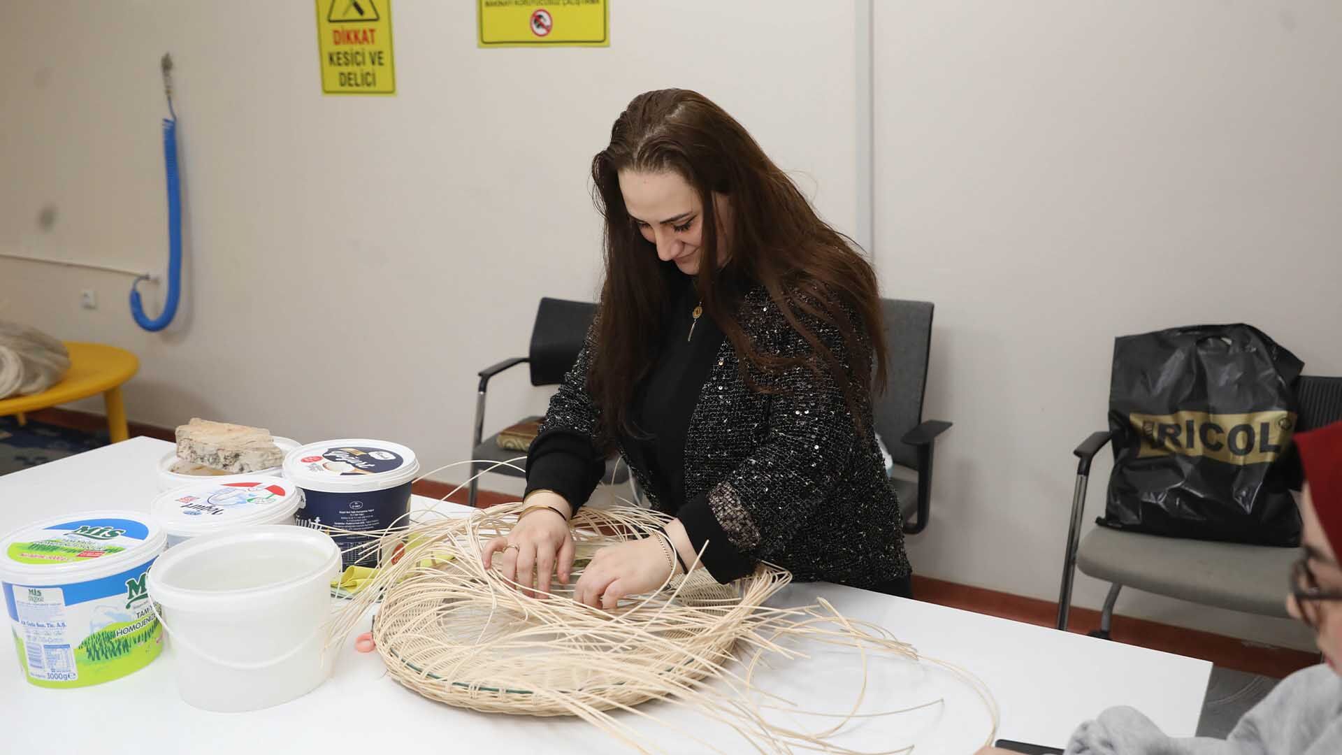 Bitlis’te Geleneksel Zanaat Yeniden Hayat Buluyor 3