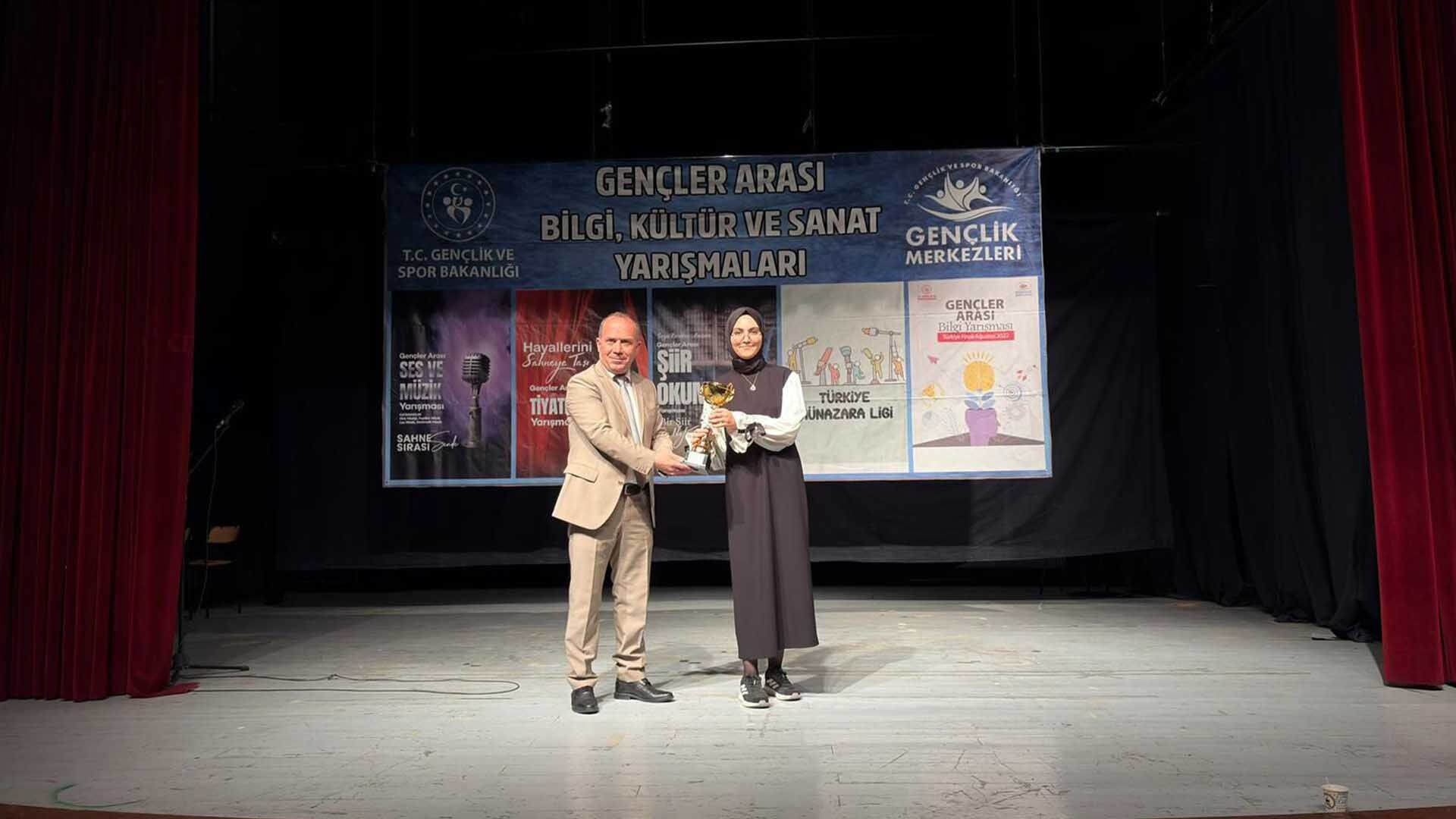Bitlis’te Şiirler Yarıştı, İl Birinciliği Tamamlandı 3