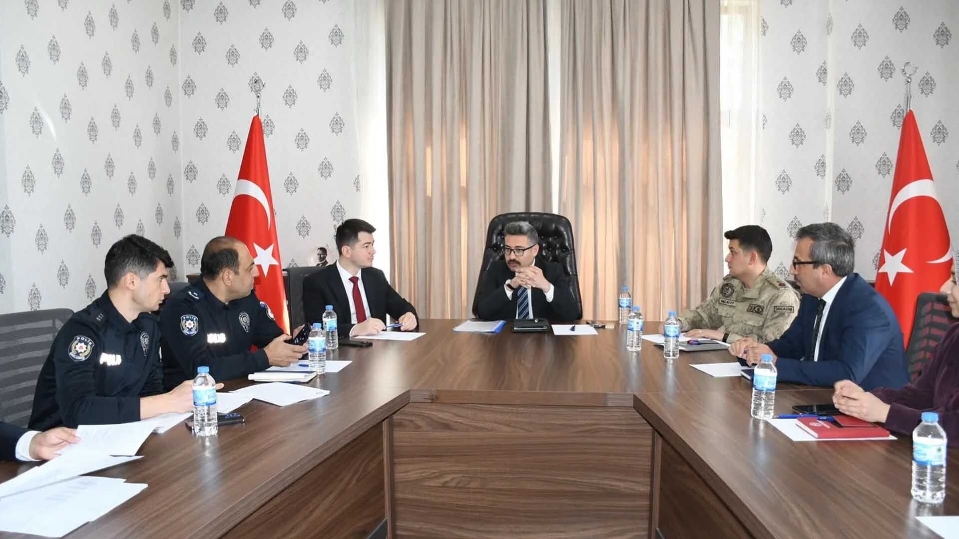 Adilcevaz’da Okul Güvenliği Zirvesi, Tüm Önlemler Masaya Yatırıldı 2