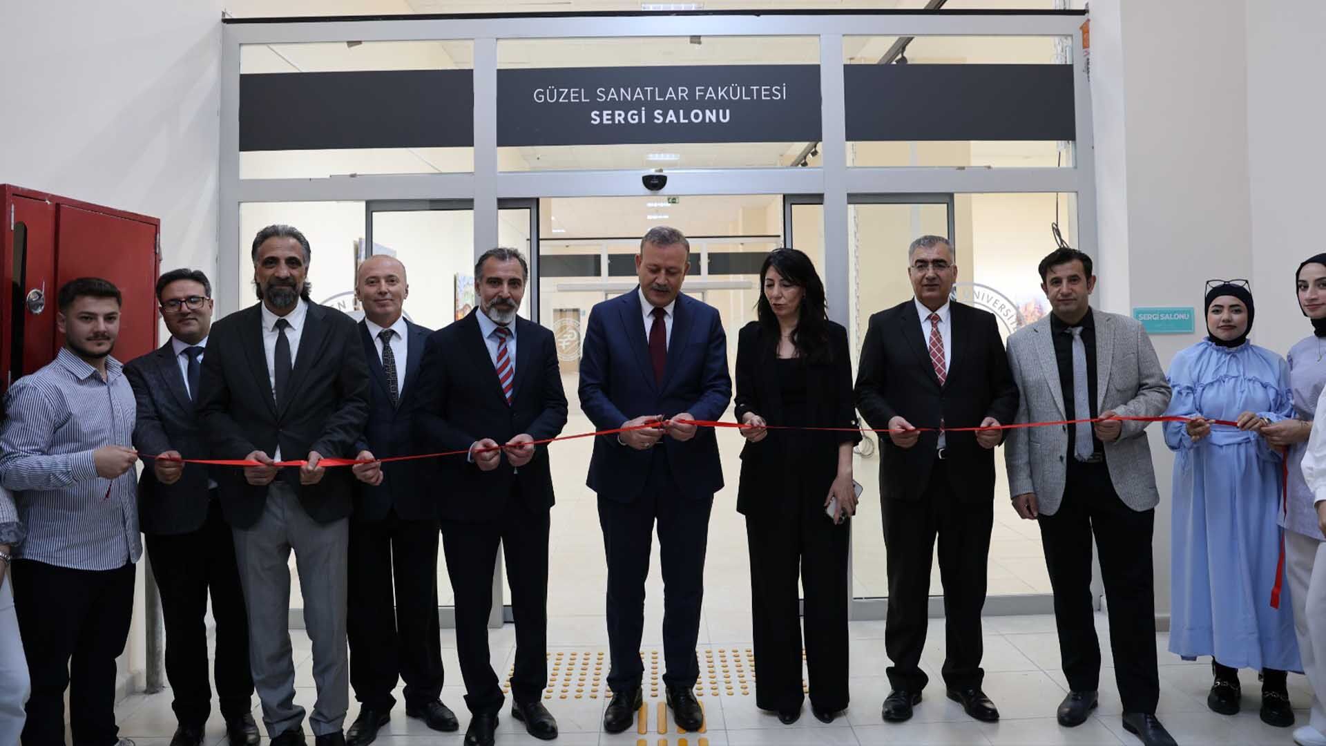 Bitlis Eren Üniversitesi’nde “Bitlis’in Hafızası” Sergisi Açıldı 2