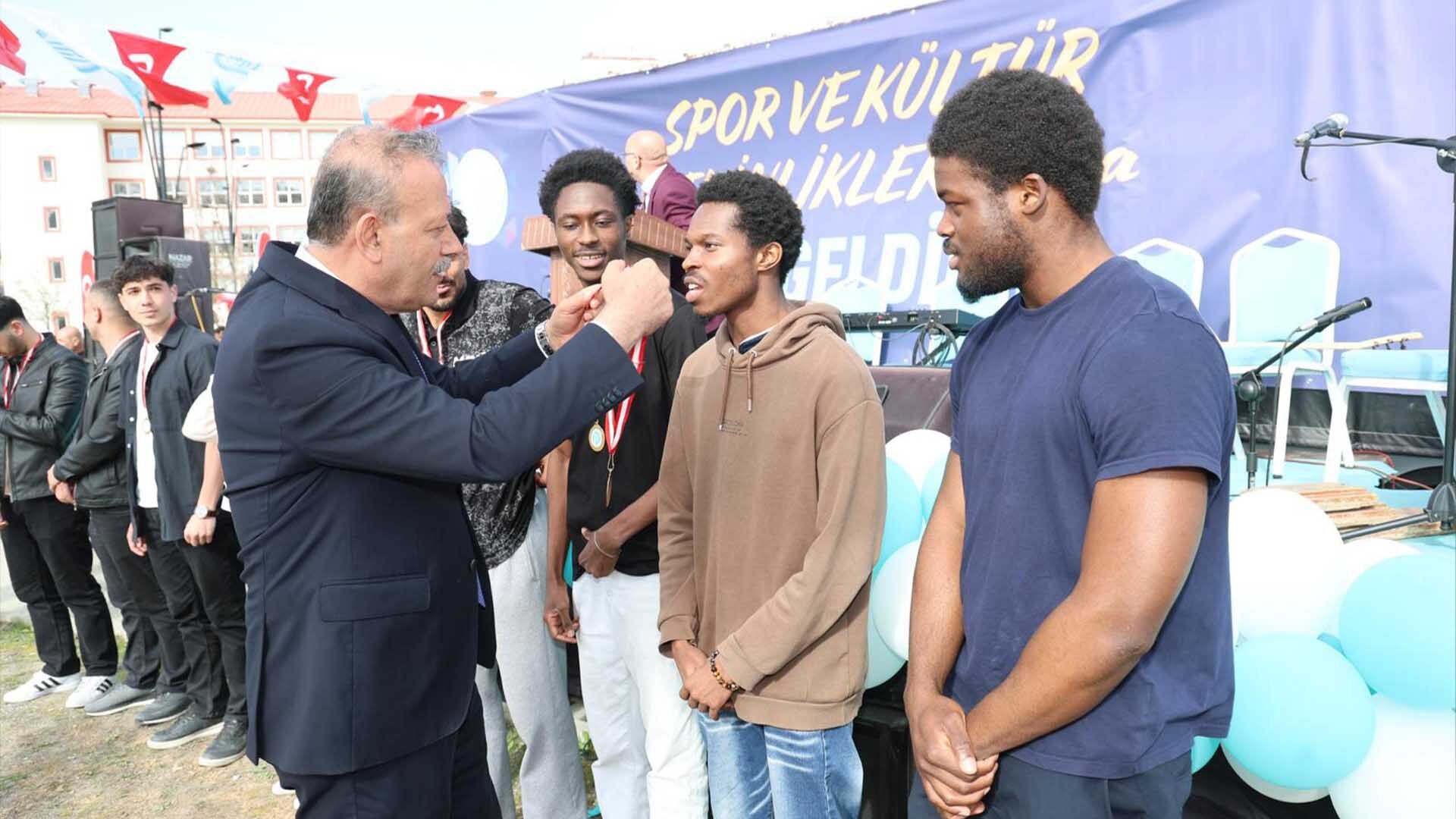 Bitlis Eren Üniversitesi'nde “Spor Ve Kültür Etkinlikleri’26” Başladı 4