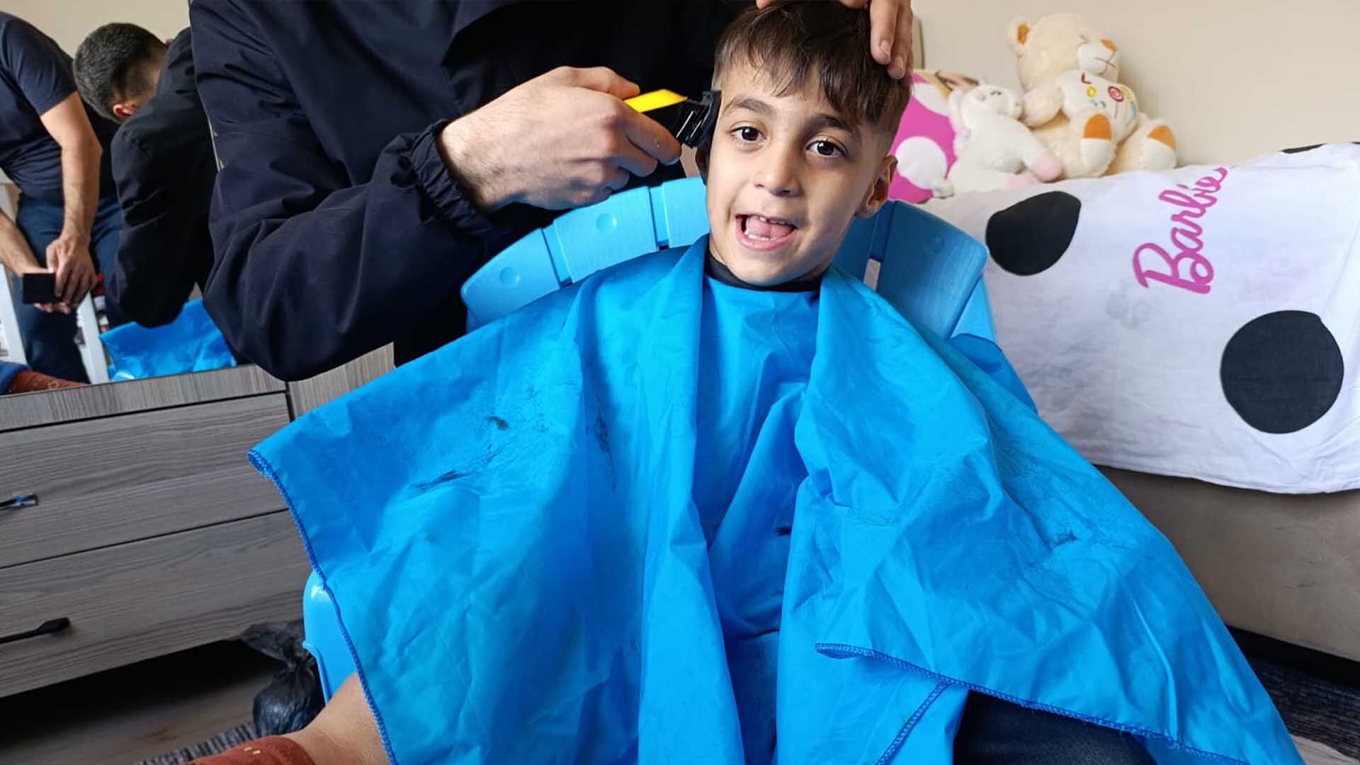 Bitlis’te Özel Öğrenciye Bayram Sürprizi 3