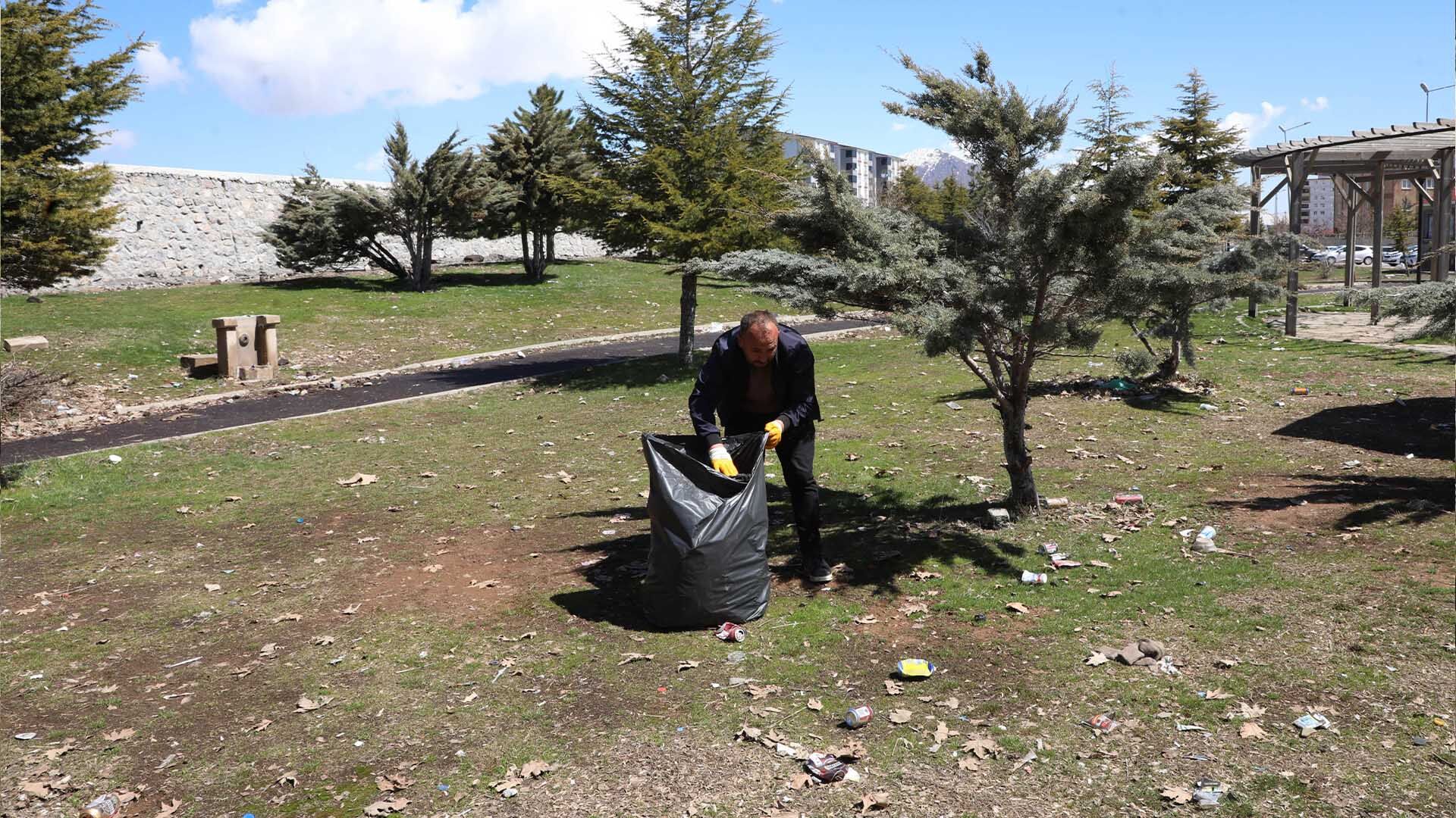 Bitlis’te Toki̇ Bölgelerinde Temizlik Seferberliği 4
