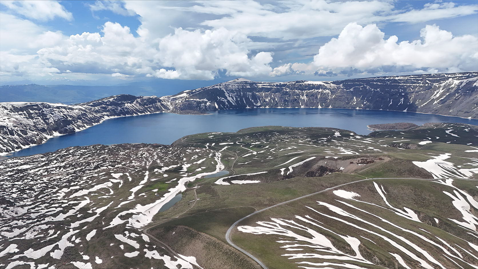Nemrut Krateri’nde İki Mevsim Bir Arada 2